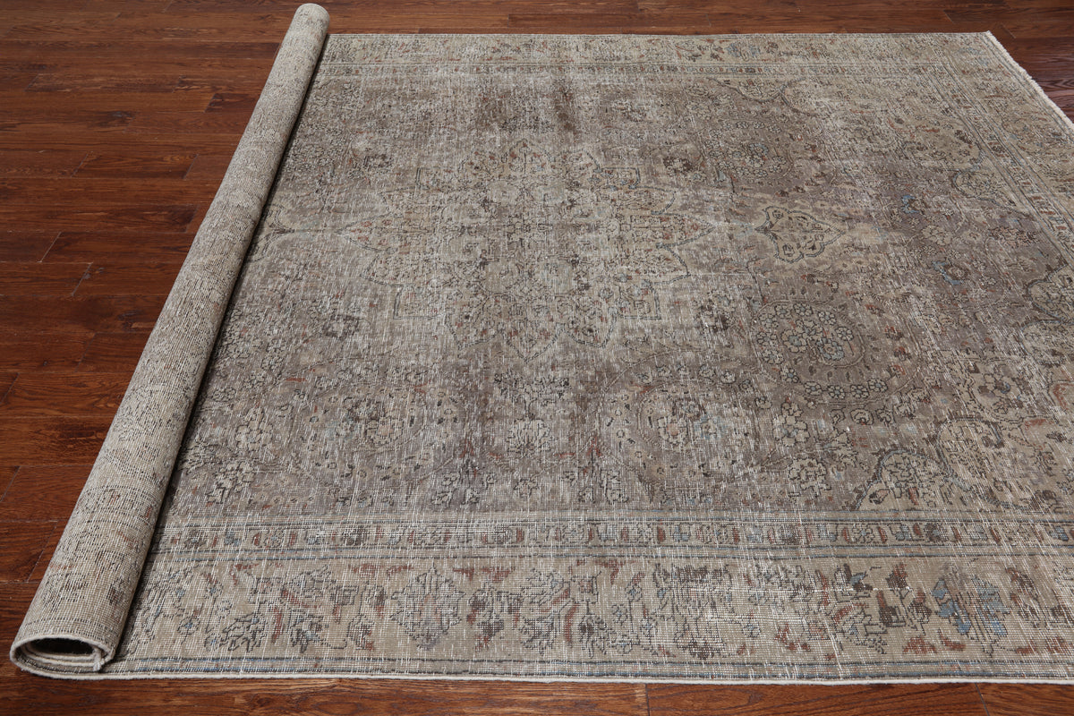 SUPER SALE Persian Vintage White Wash Hand Knotted Wool Rug - 8' 0" X 11' 1"