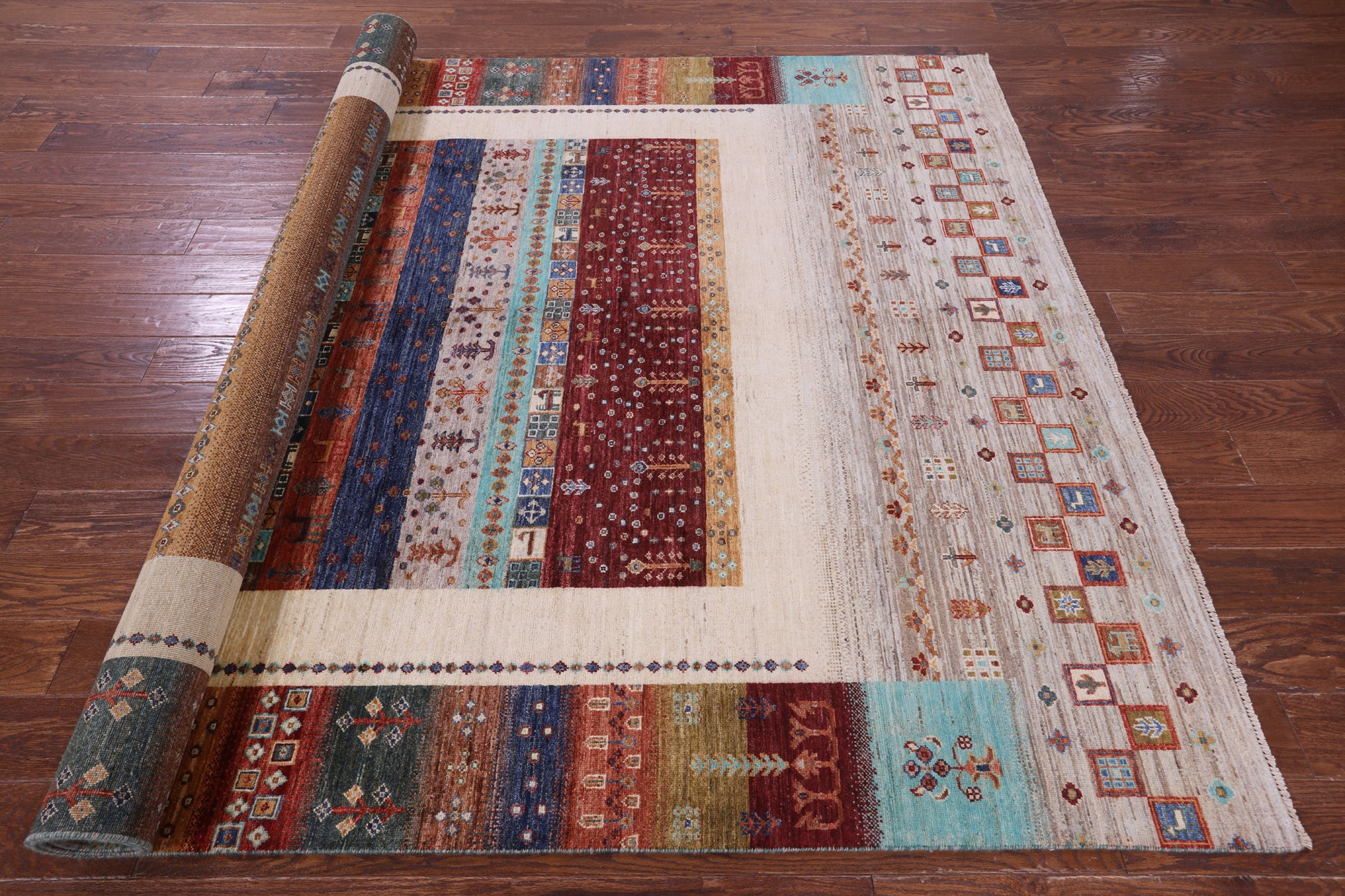 Tribal Persian Gabbeh Hand Knotted Wool Rug - 6' 10" X 9' 11" - Golden Nile