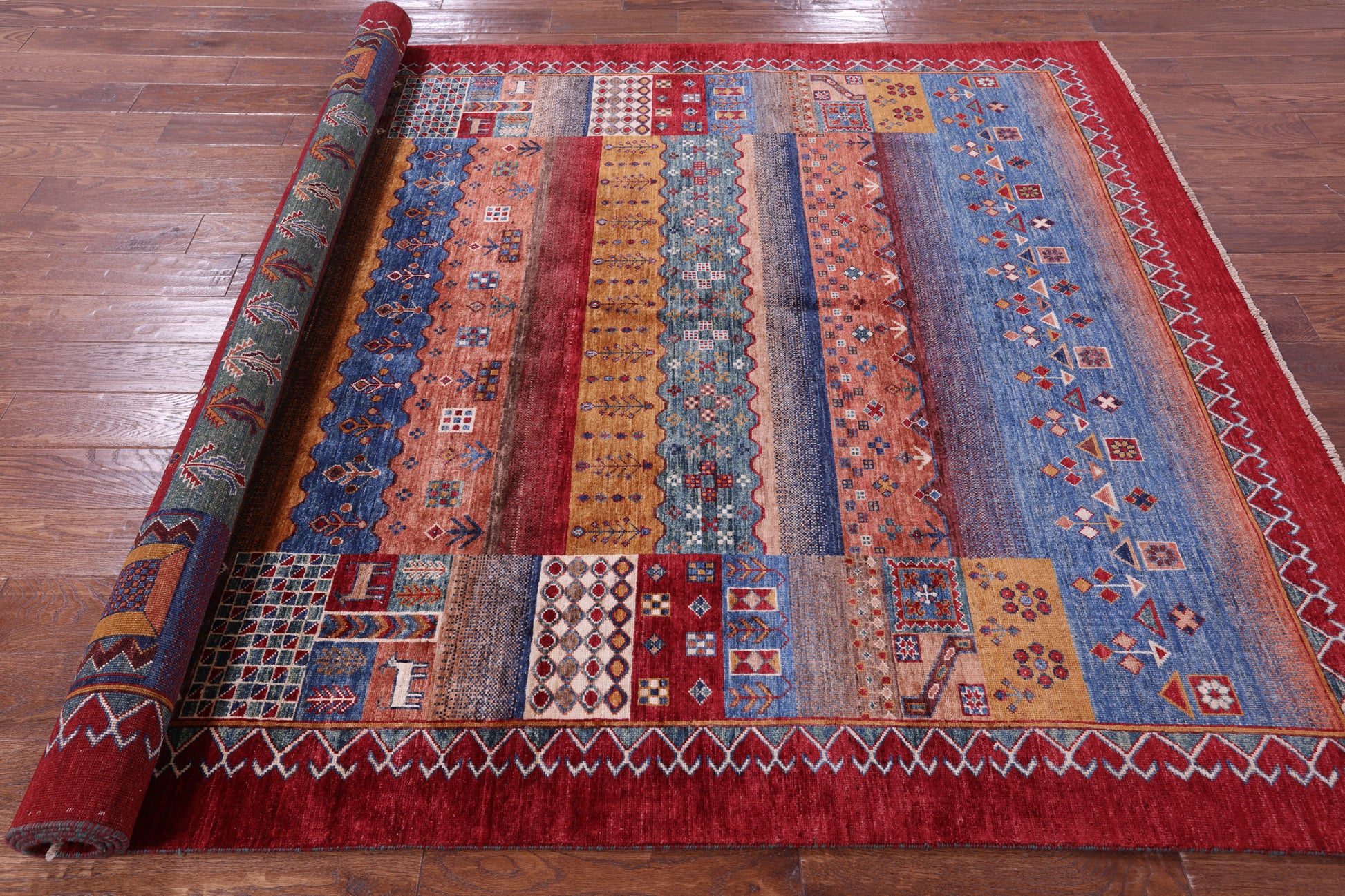 Tribal Persian Gabbeh Hand Knotted Wool Rug - 6' 7" X 9' 10" - Golden Nile