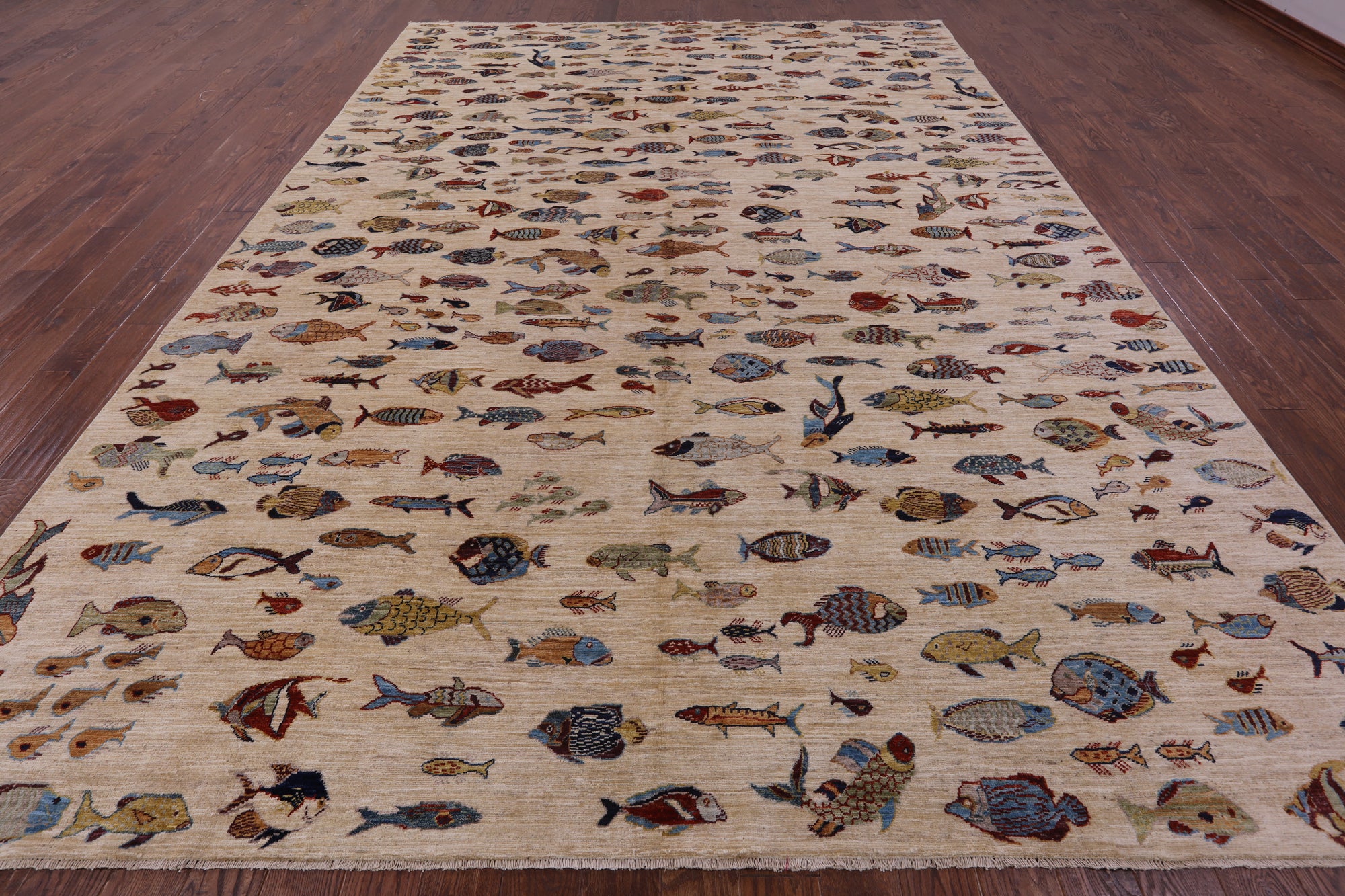 Ivory Fish Design Persian Gabbeh Hand Knotted Wool Rug - 9' 10" X 13' 7" - Golden Nile