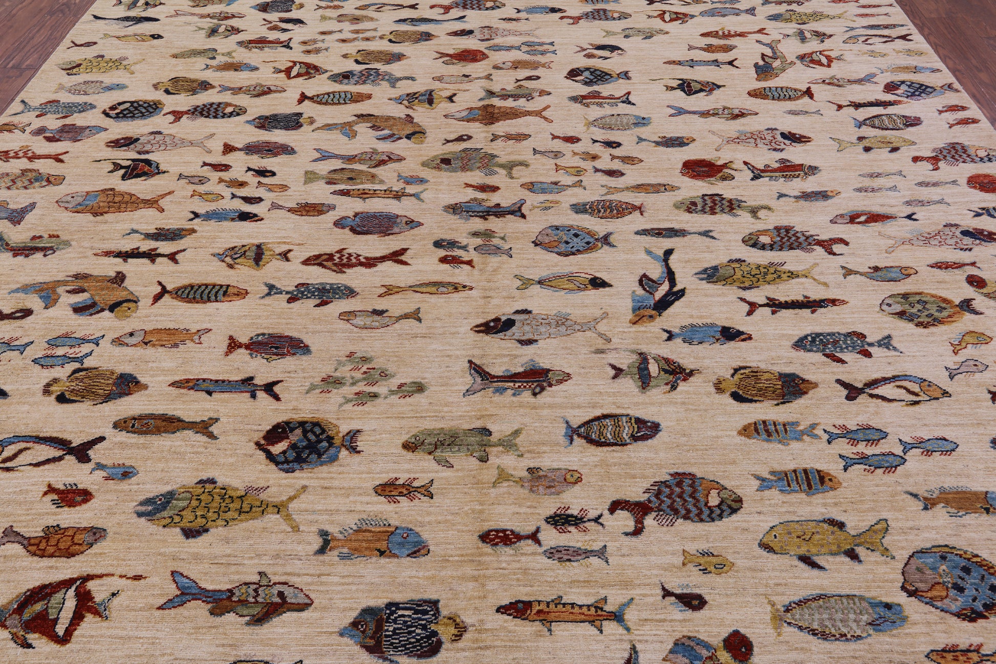 Ivory Fish Design Persian Gabbeh Hand Knotted Wool Rug - 9' 10" X 13' 7" - Golden Nile