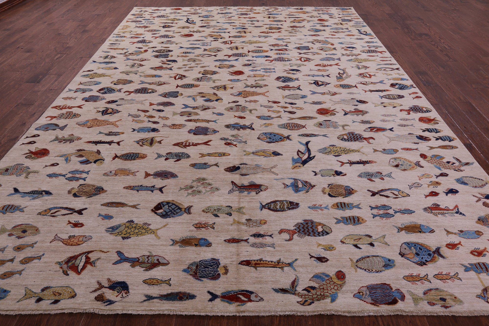 Ivory Fish Design Persian Gabbeh Handmade Wool Rug - 9' 9" X 13' 6" - Golden Nile