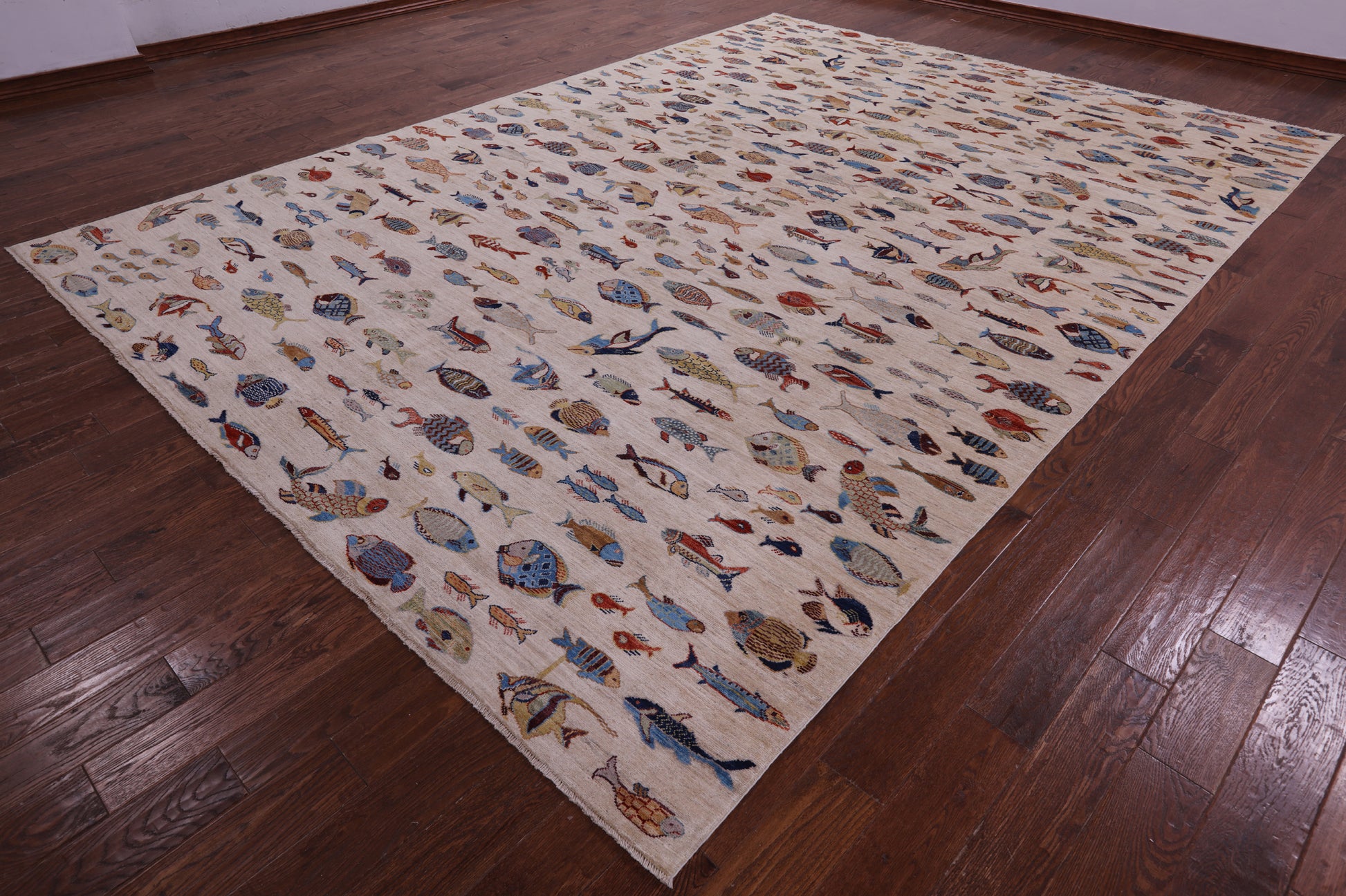 Ivory Fish Design Persian Gabbeh Handmade Wool Rug - 9' 9" X 13' 6" - Golden Nile