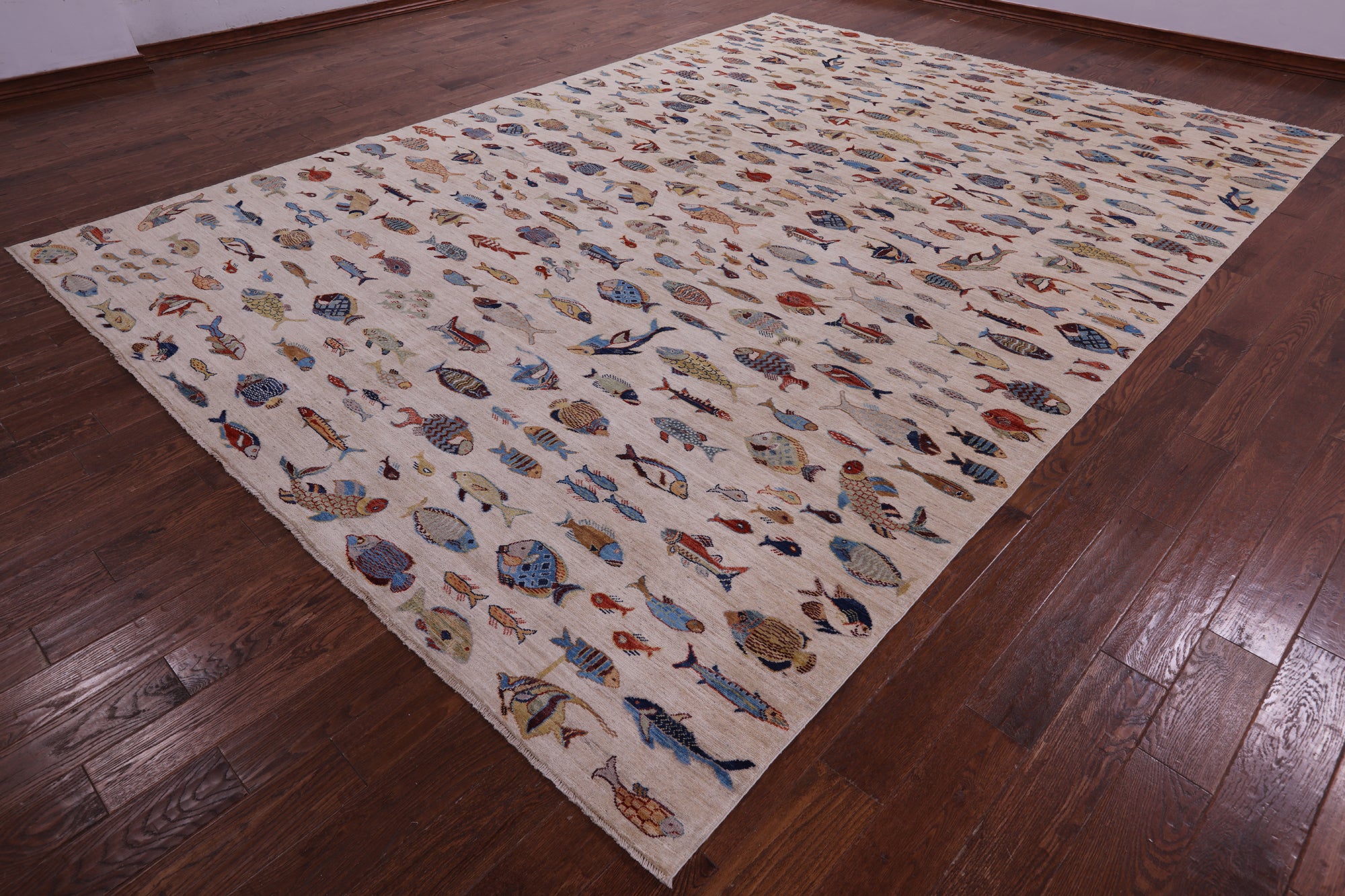 Ivory Fish Design Persian Gabbeh Handmade Wool Rug - 9' 9" X 13' 6" - Golden Nile