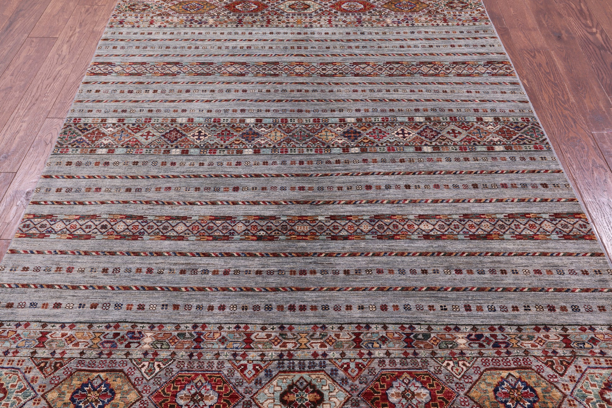 Grey Khorjin Persian Gabbeh Handmade Wool Rug - 5' 6" X 7' 11" - Golden Nile
