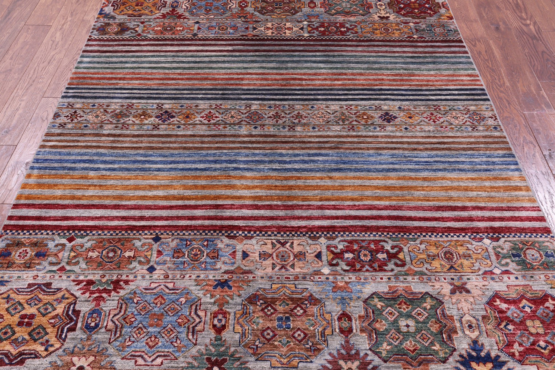 Khorjin Persian Gabbeh Hand Knotted Wool Rug - 5' 8" X 8' 4" - Golden Nile