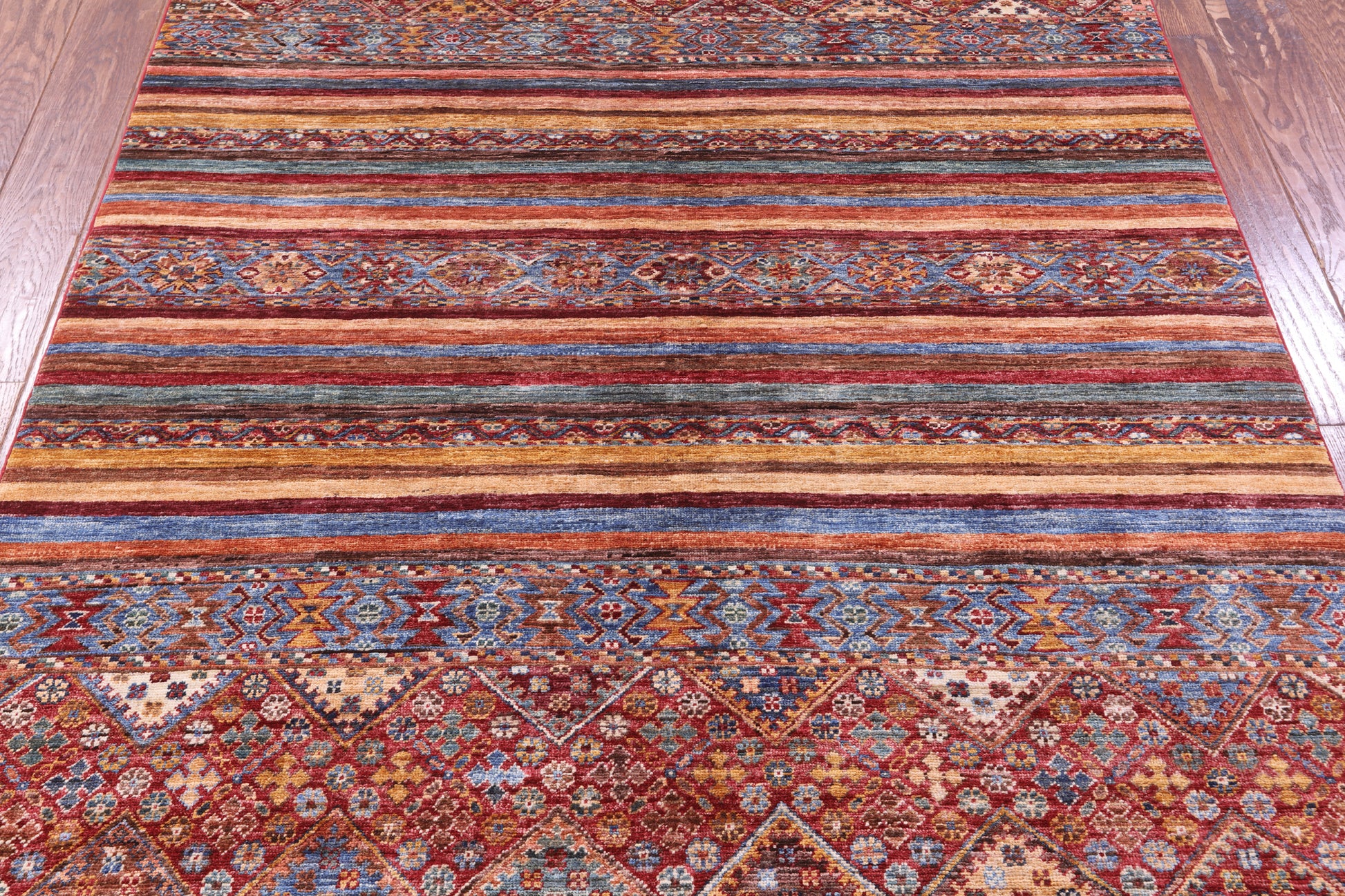 Khorjin Persian Gabbeh Hand Knotted Wool Rug - 5' 1" X 6' 10" - Golden Nile