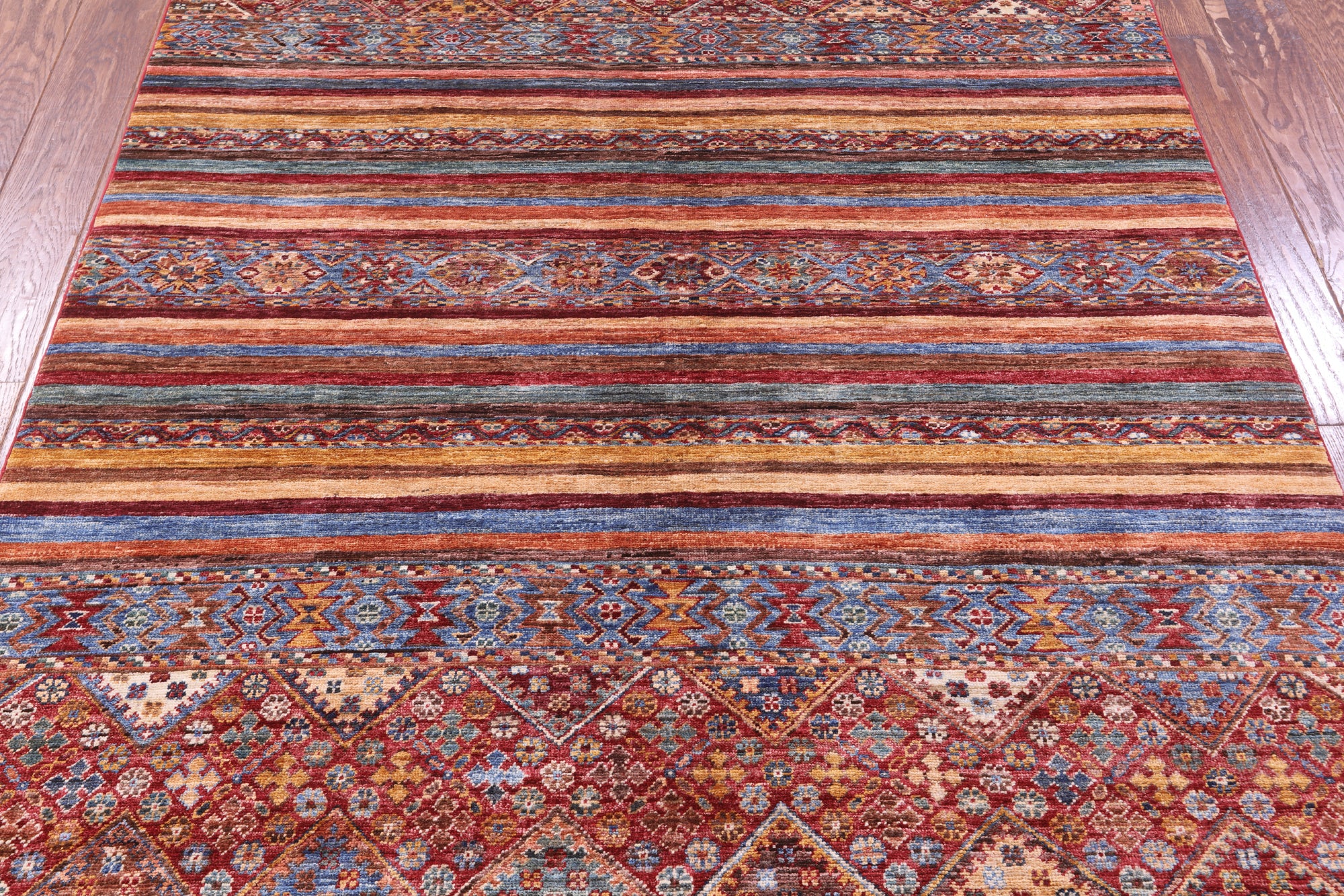 Khorjin Persian Gabbeh Hand Knotted Wool Rug - 5' 1" X 6' 10" - Golden Nile