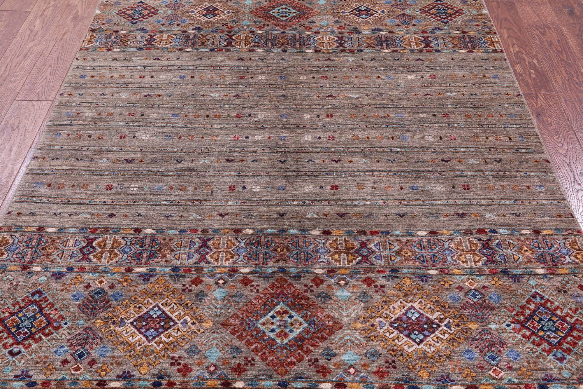 Khorjin Persian Gabbeh Hand Knotted Wool Rug - 5' 0" X 6' 8" - Golden Nile