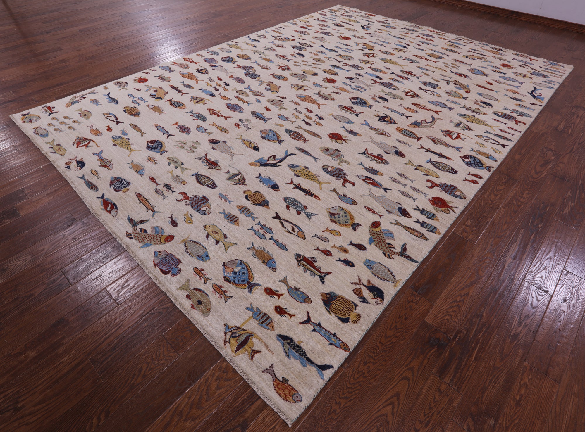 Ivory Fish Design Persian Gabbeh Handmade Wool Rug - 9' 8" X 13' 6" - Golden Nile
