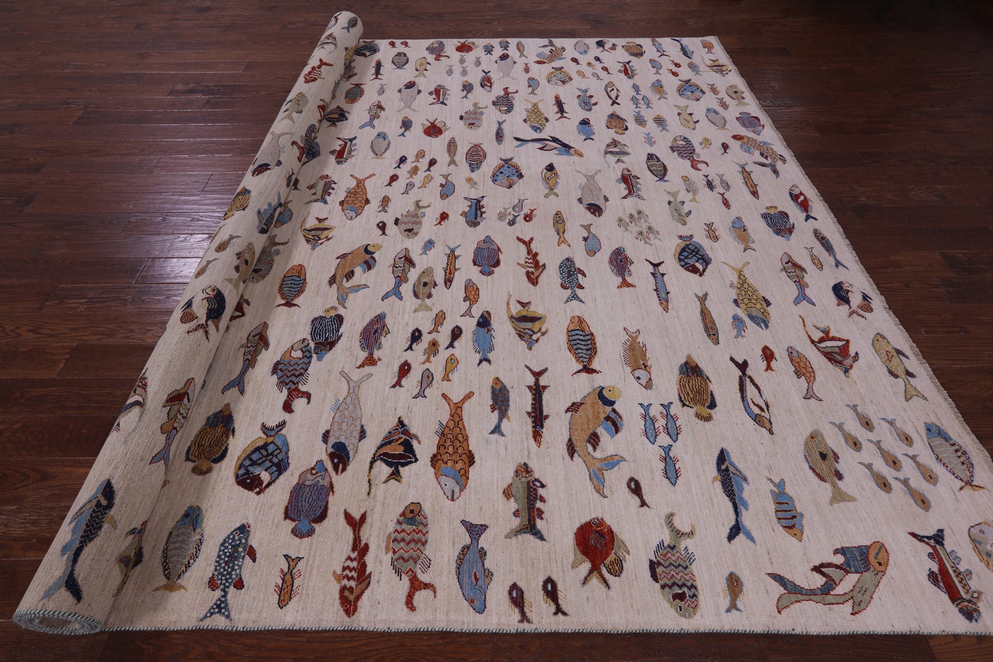 Ivory Fish Design Persian Gabbeh Handmade Wool Rug - 9' 8" X 13' 6" - Golden Nile
