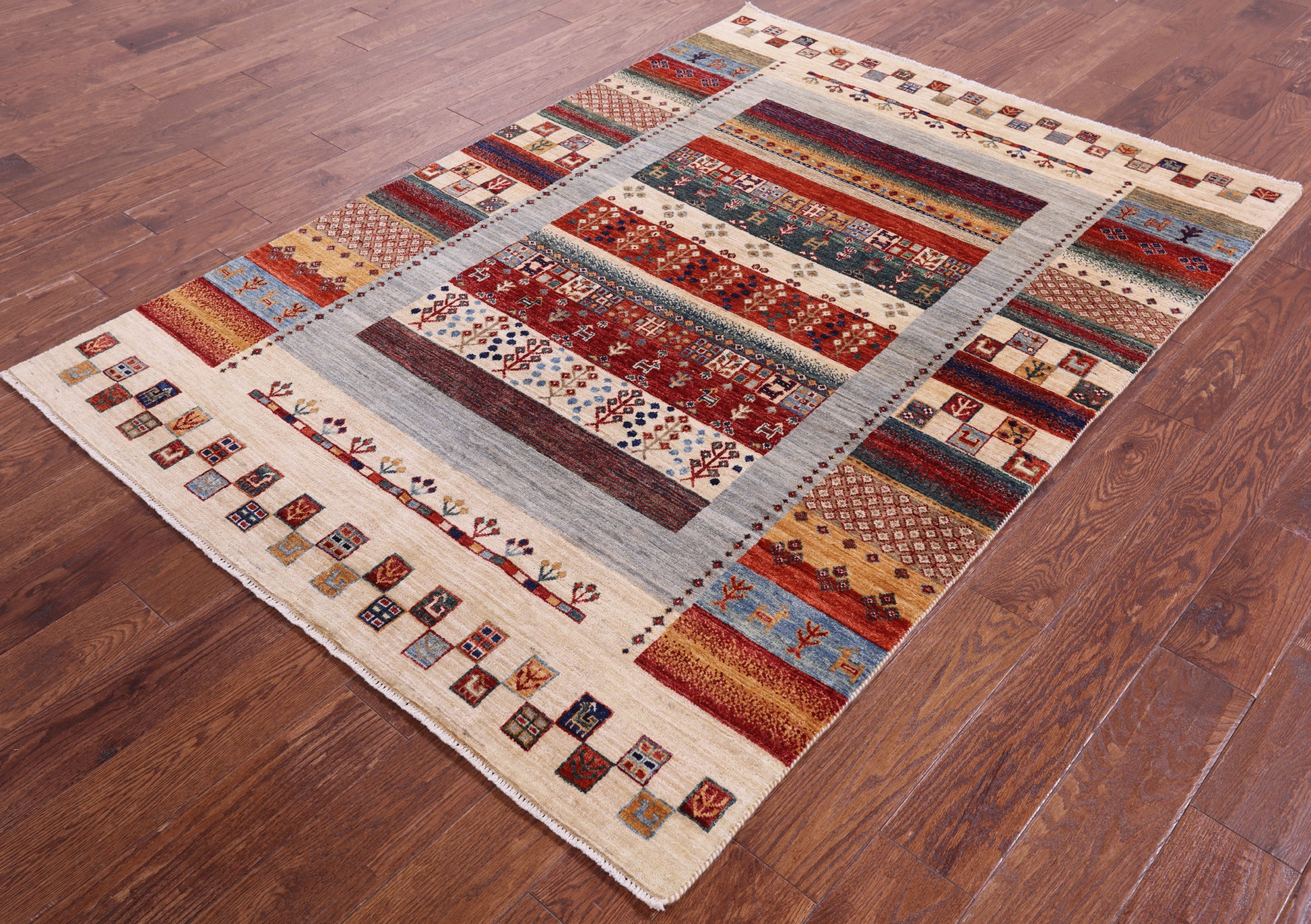 Tribal Persian Gabbeh Hand Knotted Wool Rug - 4' 9" X 6' 9" - Golden Nile