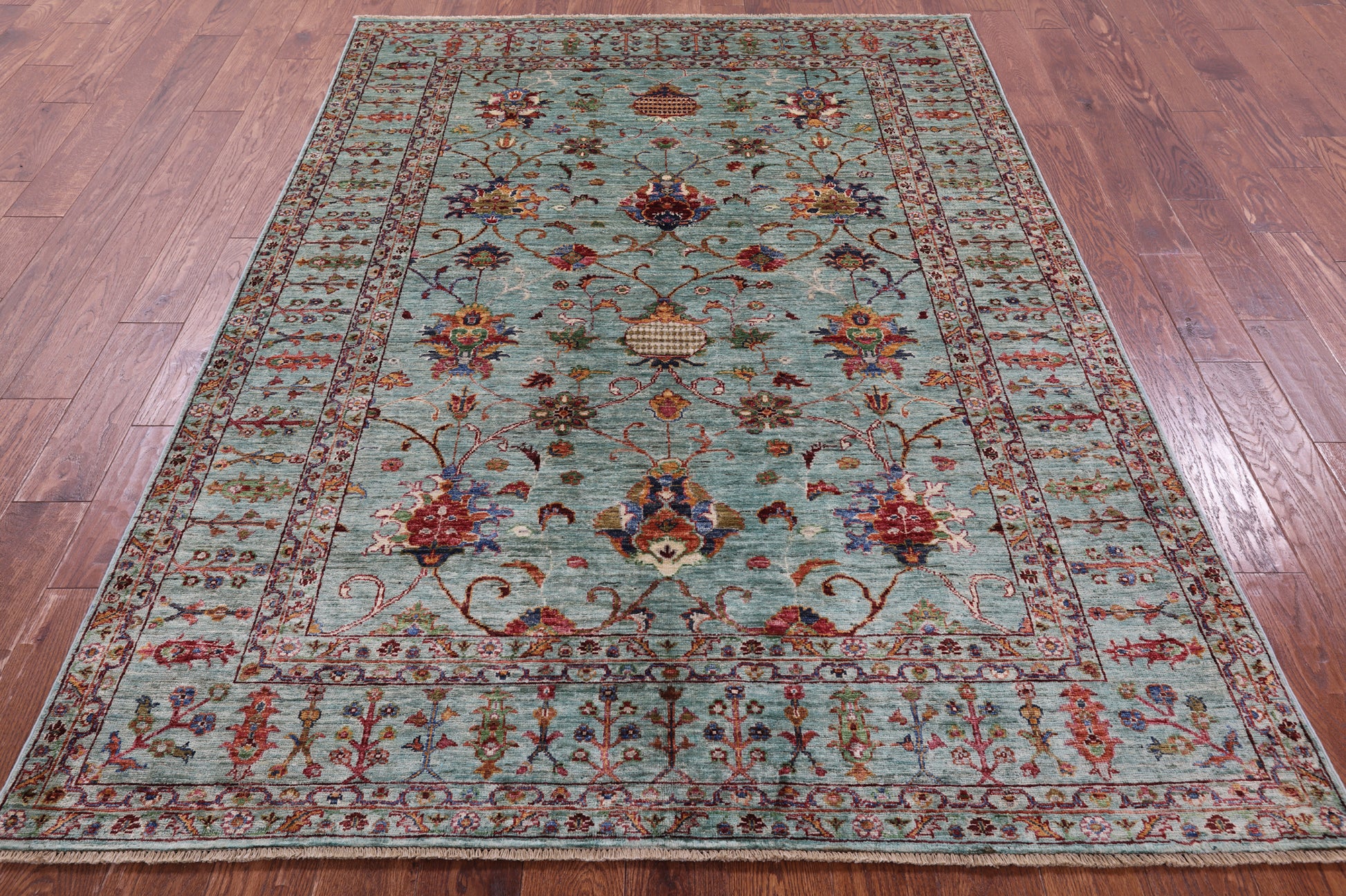 Green Peshawar Hand Knotted Wool Rug - 5' 7" X 7' 10" - Golden Nile