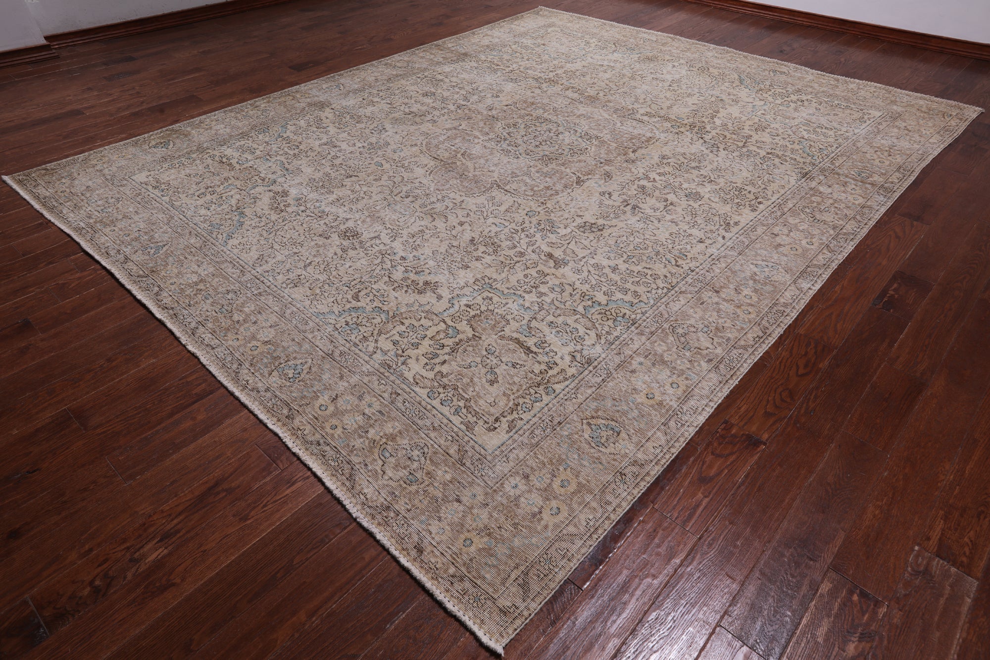 SUPER SALE Ivory Persian Vintage White Wash Hand Knotted Area Rug - 9' 10" X 12' 5"