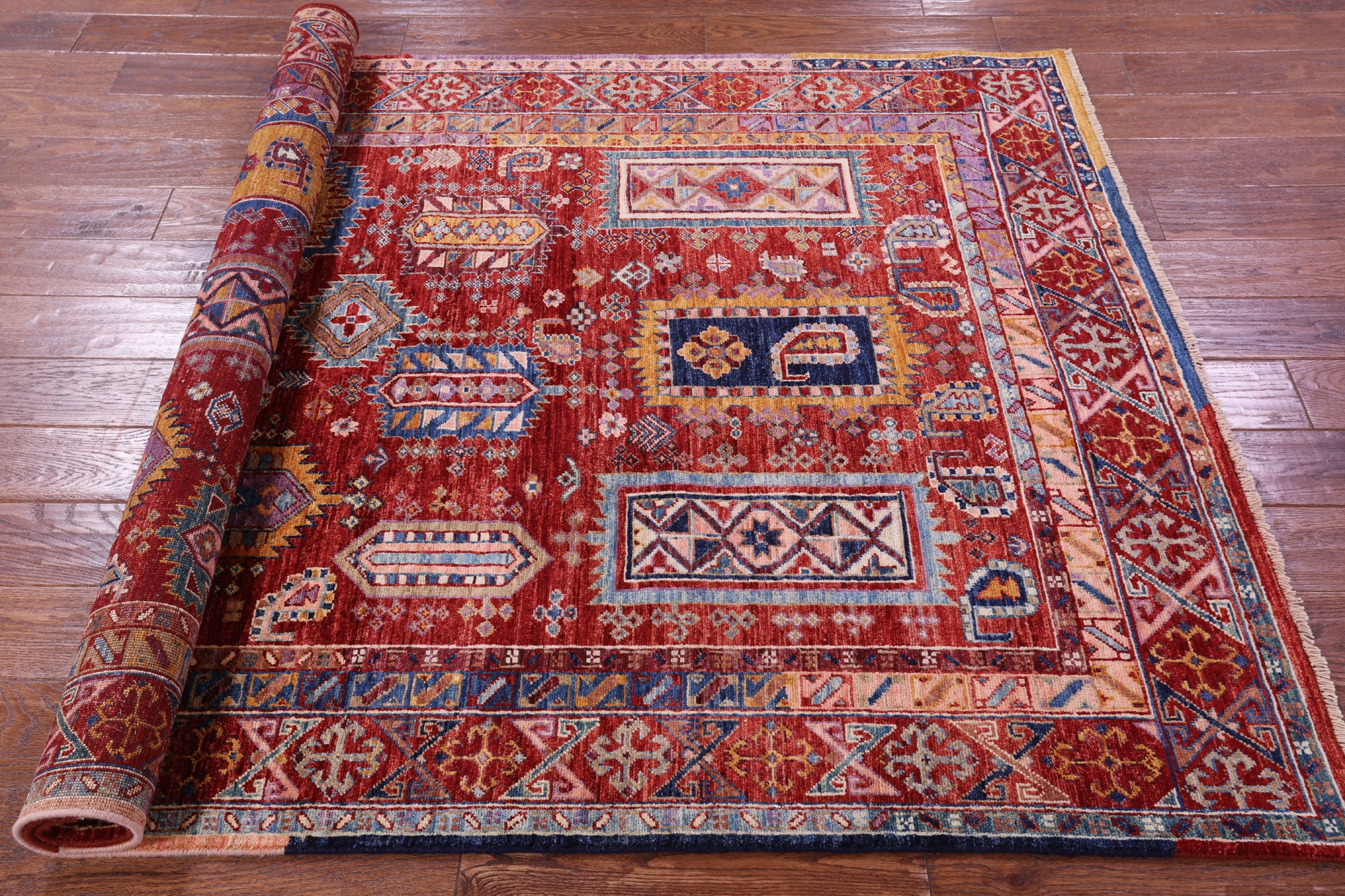 Red Persian Fine Serapi Hand Knotted Wool Rug - 4' 10" X 6' 9" - Golden Nile