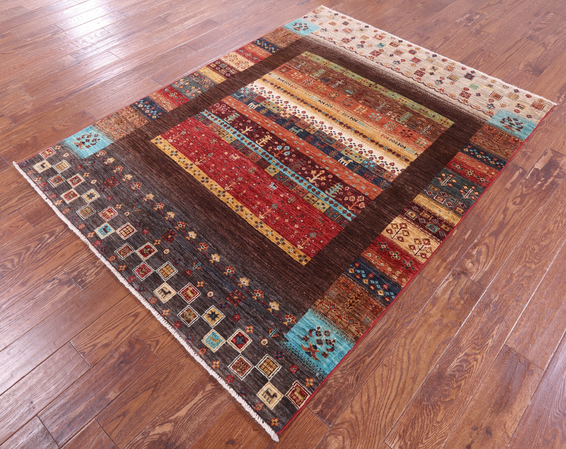 Tribal Persian Gabbeh Hand Knotted Wool Rug - 5' 1" X 6' 9" - Golden Nile