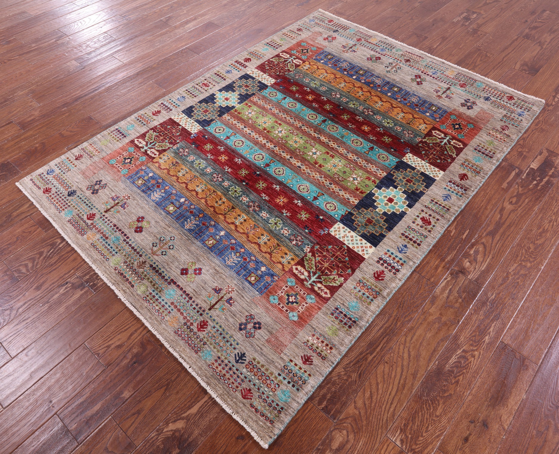 Tribal Persian Gabbeh Hand Knotted Wool Rug - 4' 11" X 6' 10" - Golden Nile