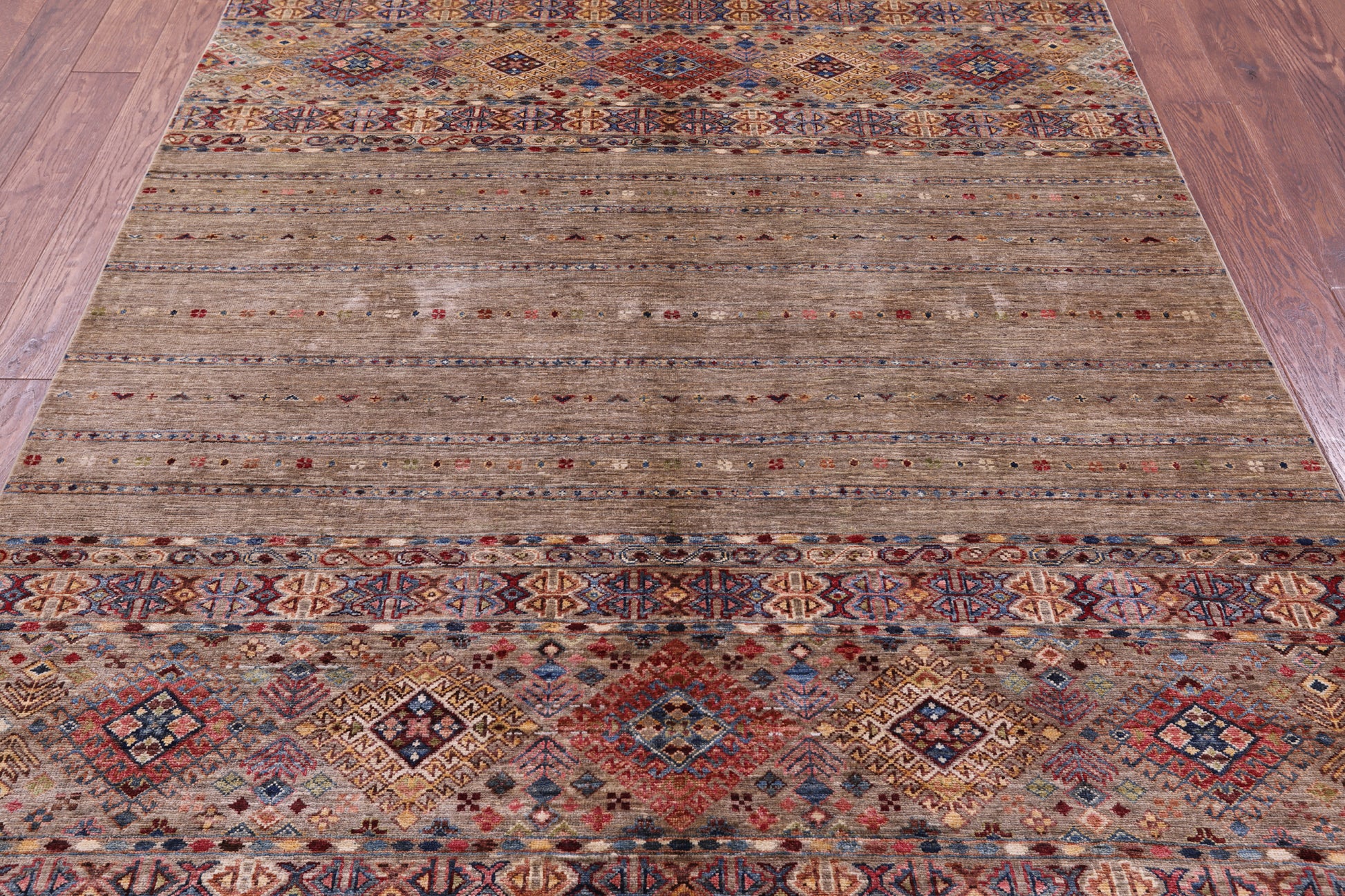 Khorjin Persian Gabbeh Hand Knotted Wool Rug - 5' 10" X 8' 0" - Golden Nile