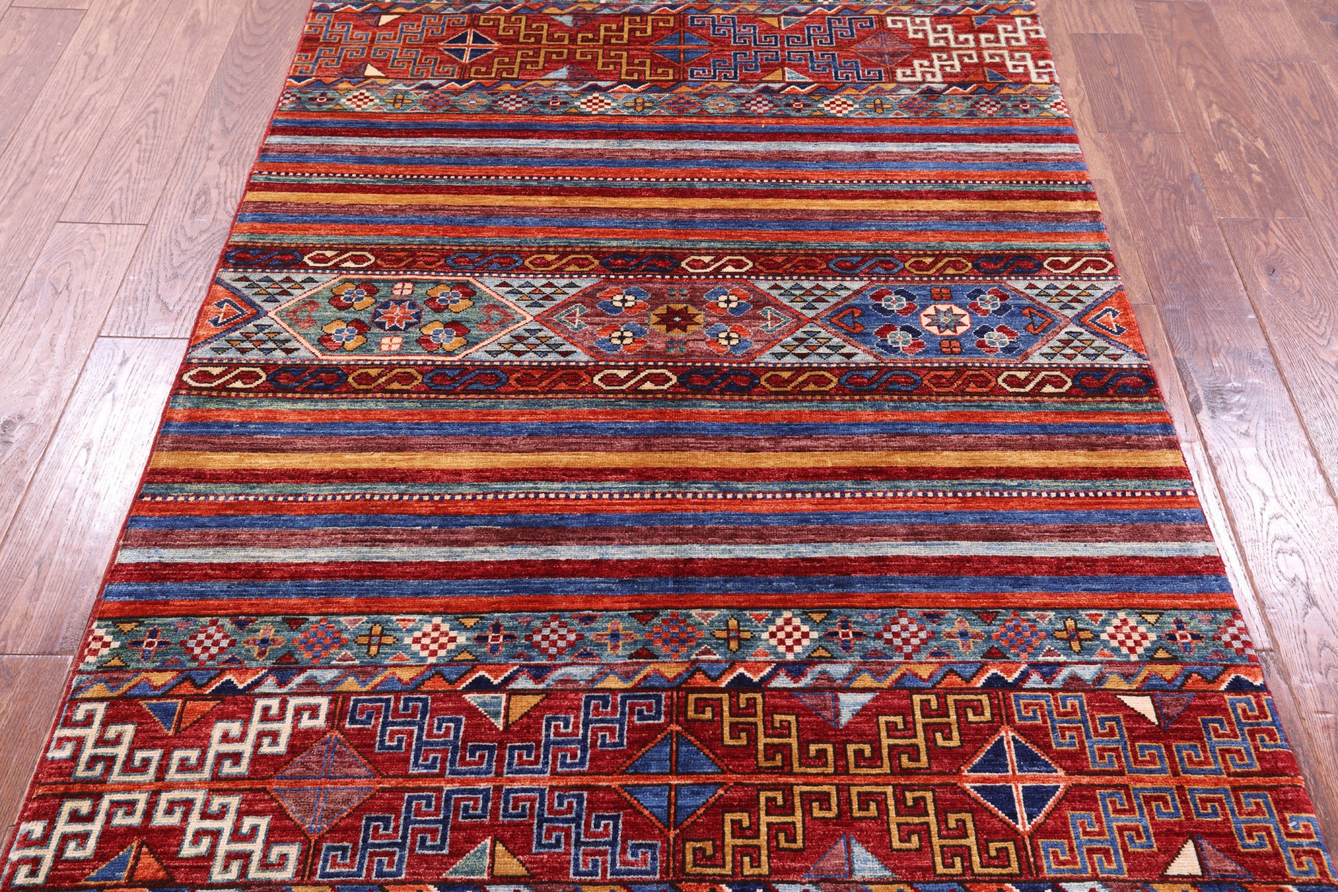 Khorjin Persian Gabbeh Hand Knotted Wool Rug - 4' 1" X 6' 3" - Golden Nile