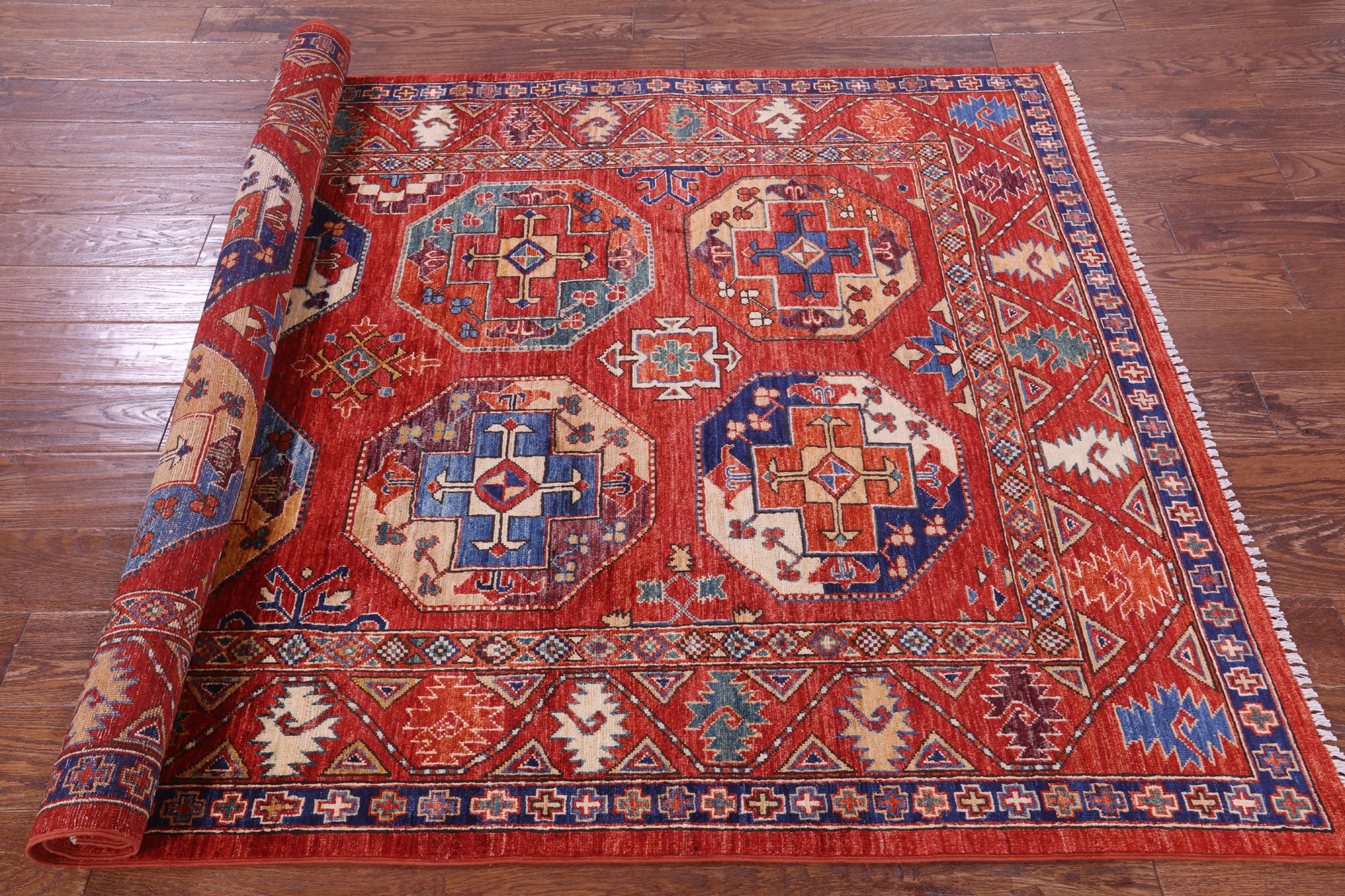 Red Turkmen Ersari Hand Knotted Wool Rug - 4' 10" X 6' 7" - Golden Nile