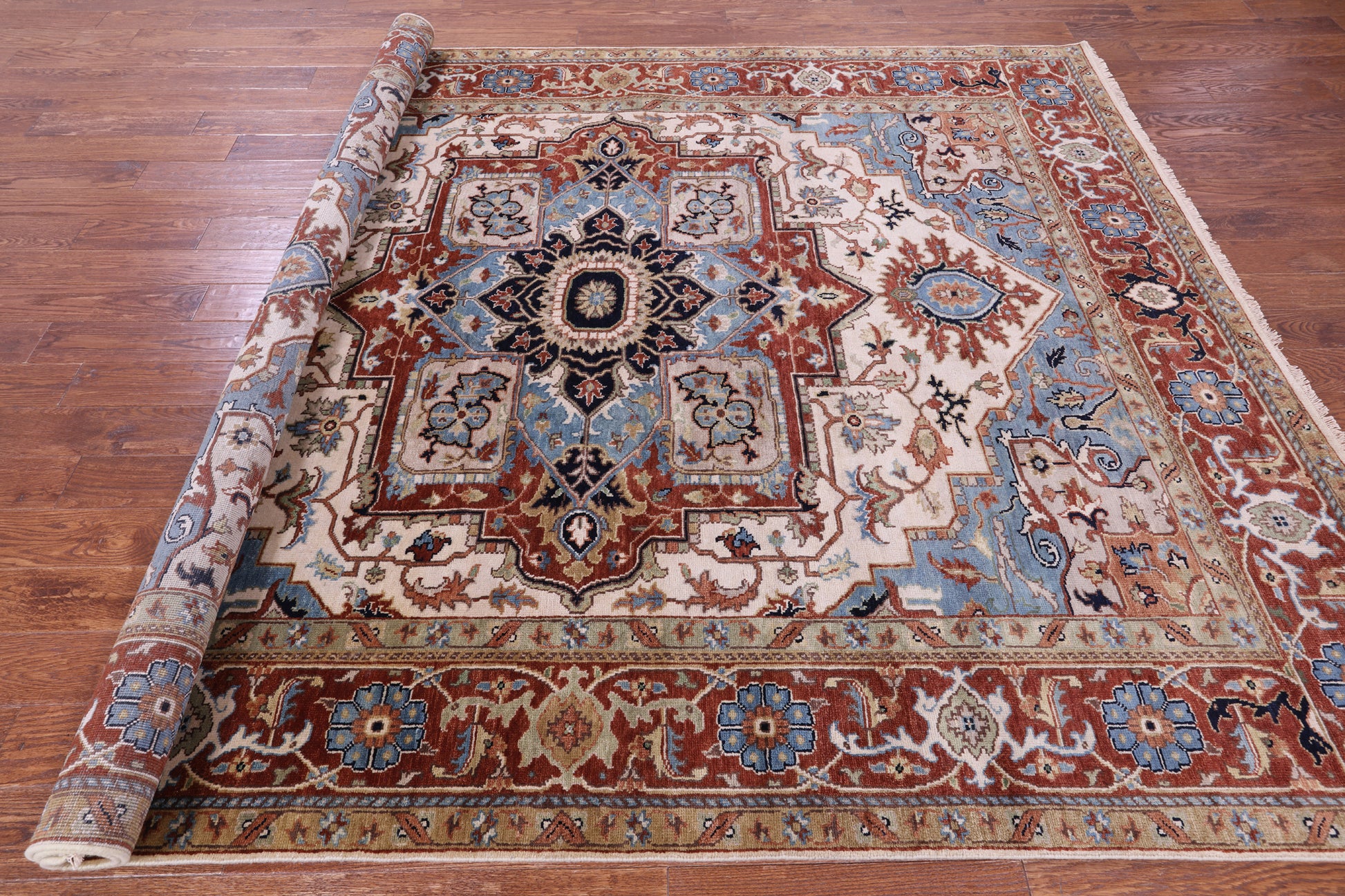 Ivory Persian Fine Serapi Hand Knotted Wool Rug - 7' 10" X 10' 0" - Golden Nile