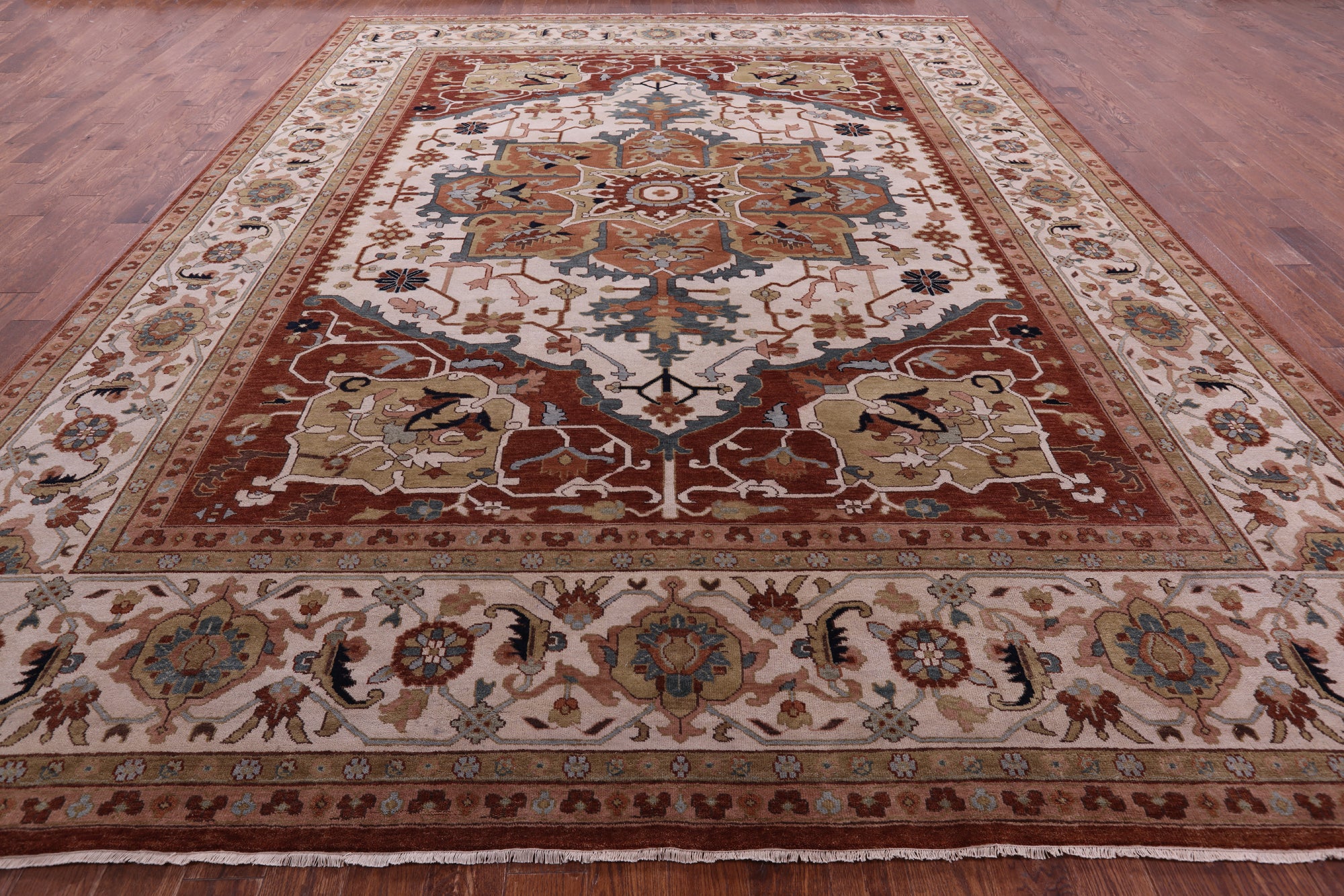 Ivory Persian Fine Serapi Hand Knotted Wool Rug - 11' 9" X 15' 1" - Golden Nile