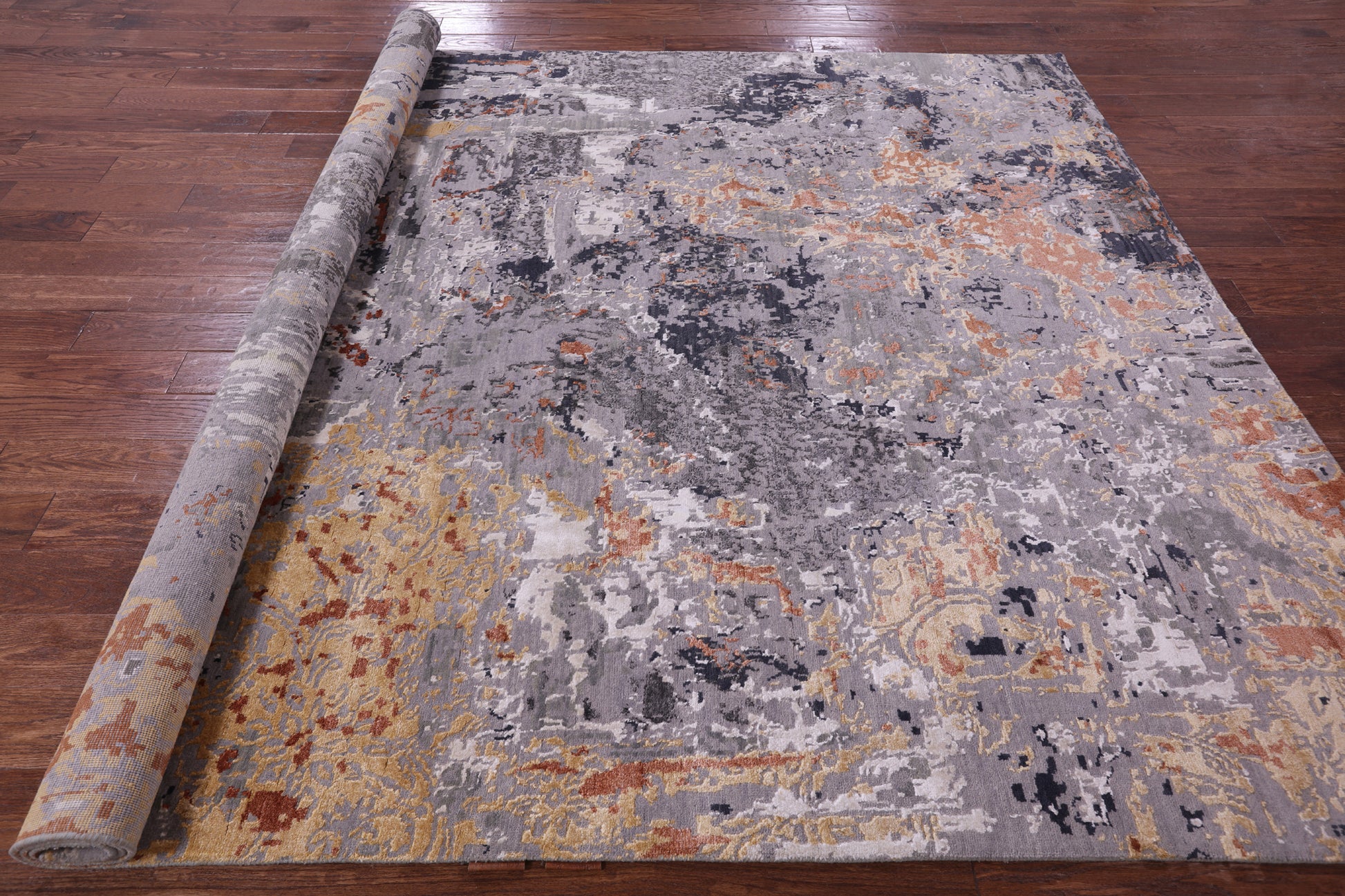 Abstract Contemporary Hand Knotted Wool & Silk Rug - 7' 11" X 10' 0" - Golden Nile