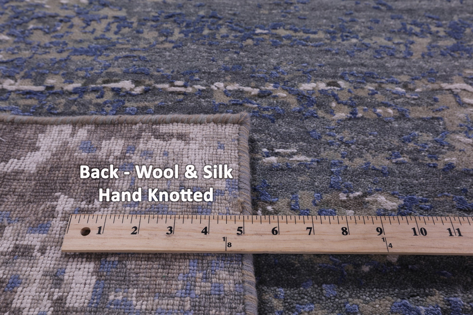 Abstract Contemporary Hand Knotted Wool & Silk Rug - 7' 11" X 10' 0" - Golden Nile
