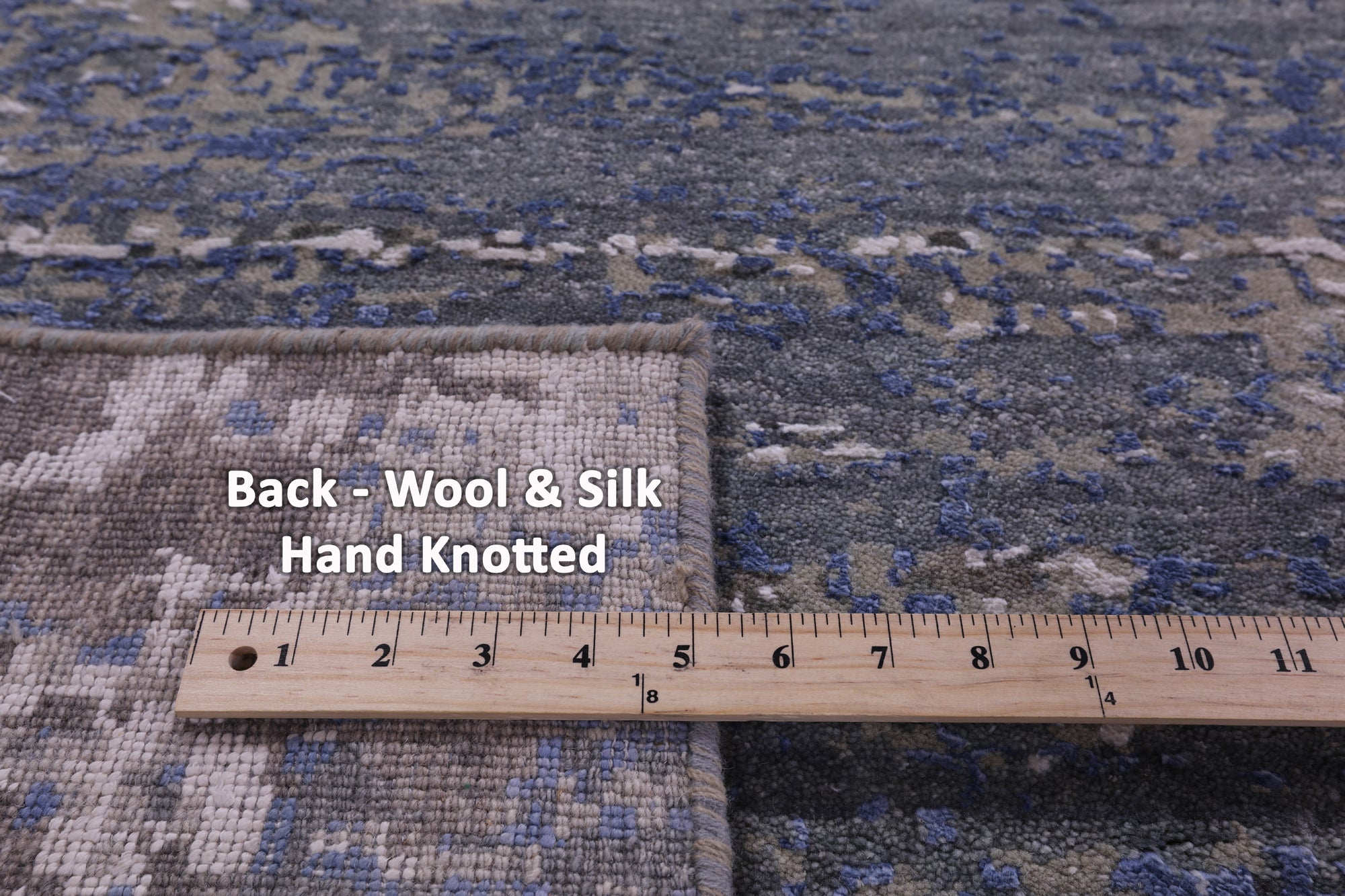 Abstract Contemporary Hand Knotted Wool & Silk Rug - 7' 11" X 10' 0" - Golden Nile