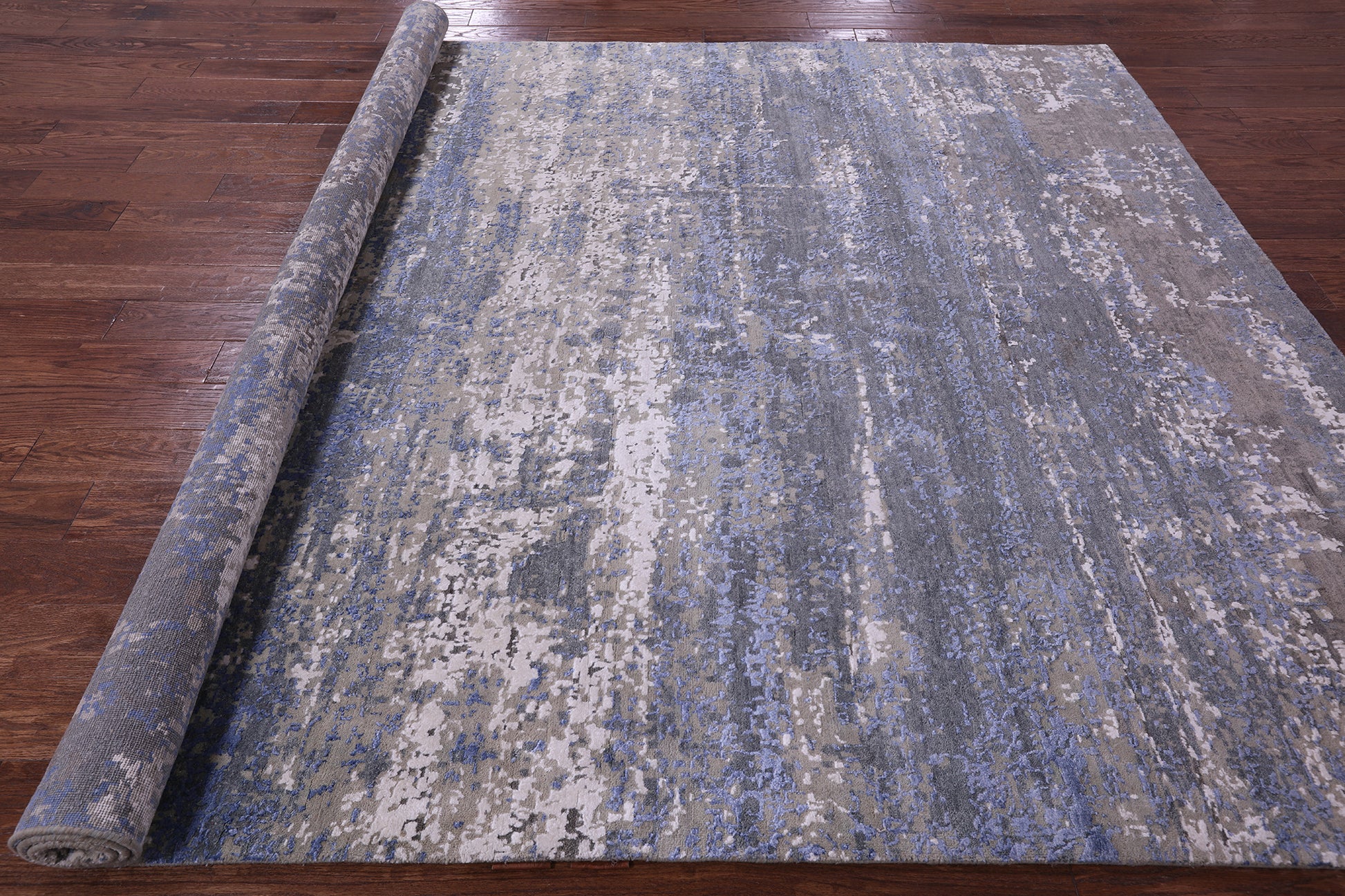 Abstract Contemporary Hand Knotted Wool & Silk Rug - 7' 11" X 10' 0" - Golden Nile