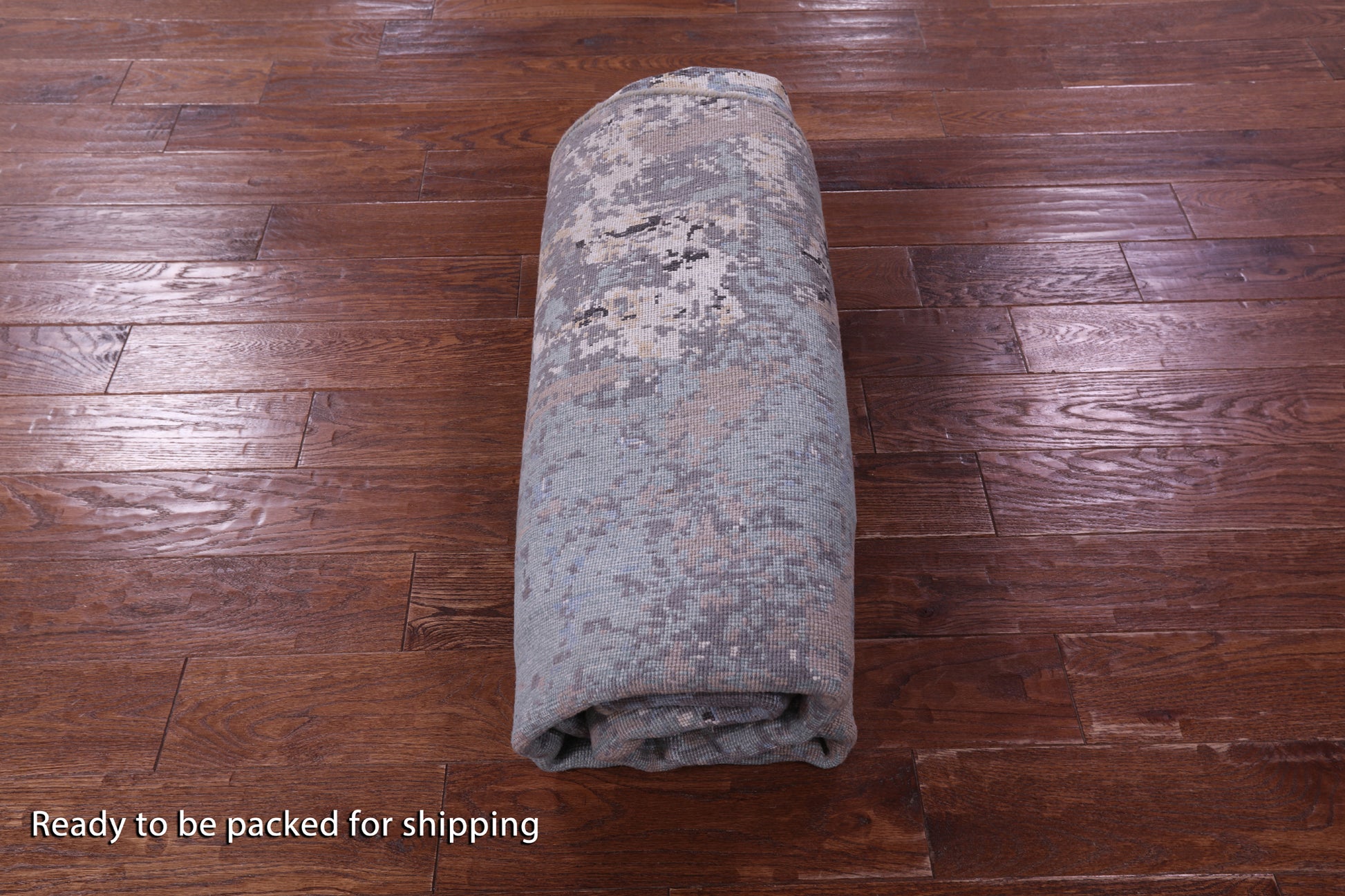 Round Abstract Contemporary Hand Knotted Wool & Silk Rug - 7' 11" X 7' 11" - Golden Nile