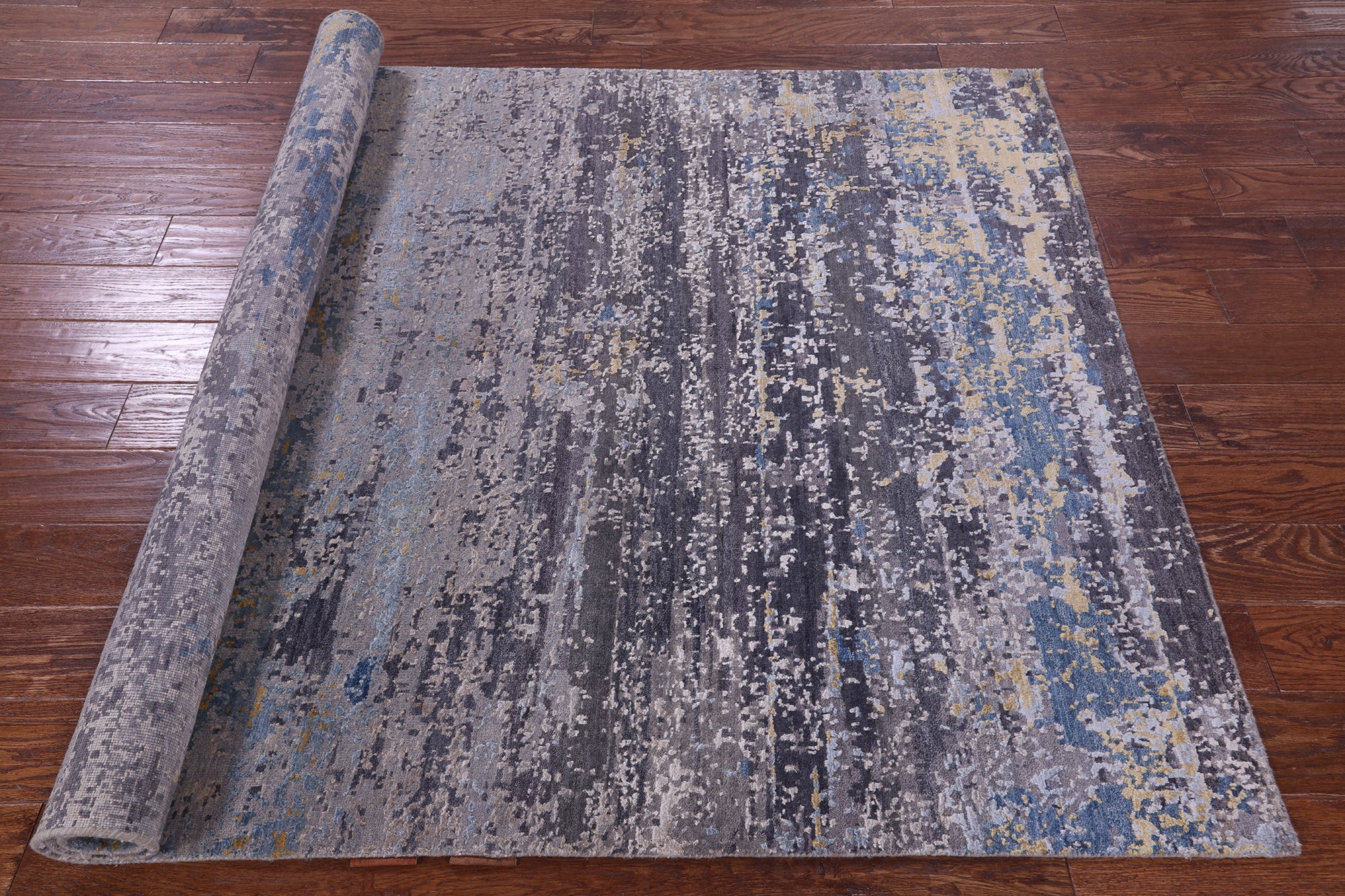 Abstract Modern Hand Knotted Wool & Silk Rug - 5' 0" X 7' 0" - Golden Nile
