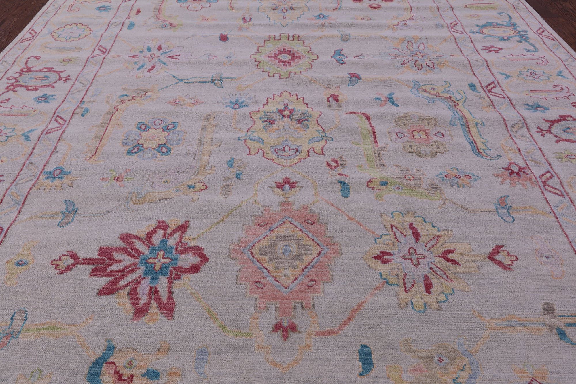 Ivory Turkish Oushak Hand Knotted Wool Rug - 9' 11" X 13' 10" - Golden Nile