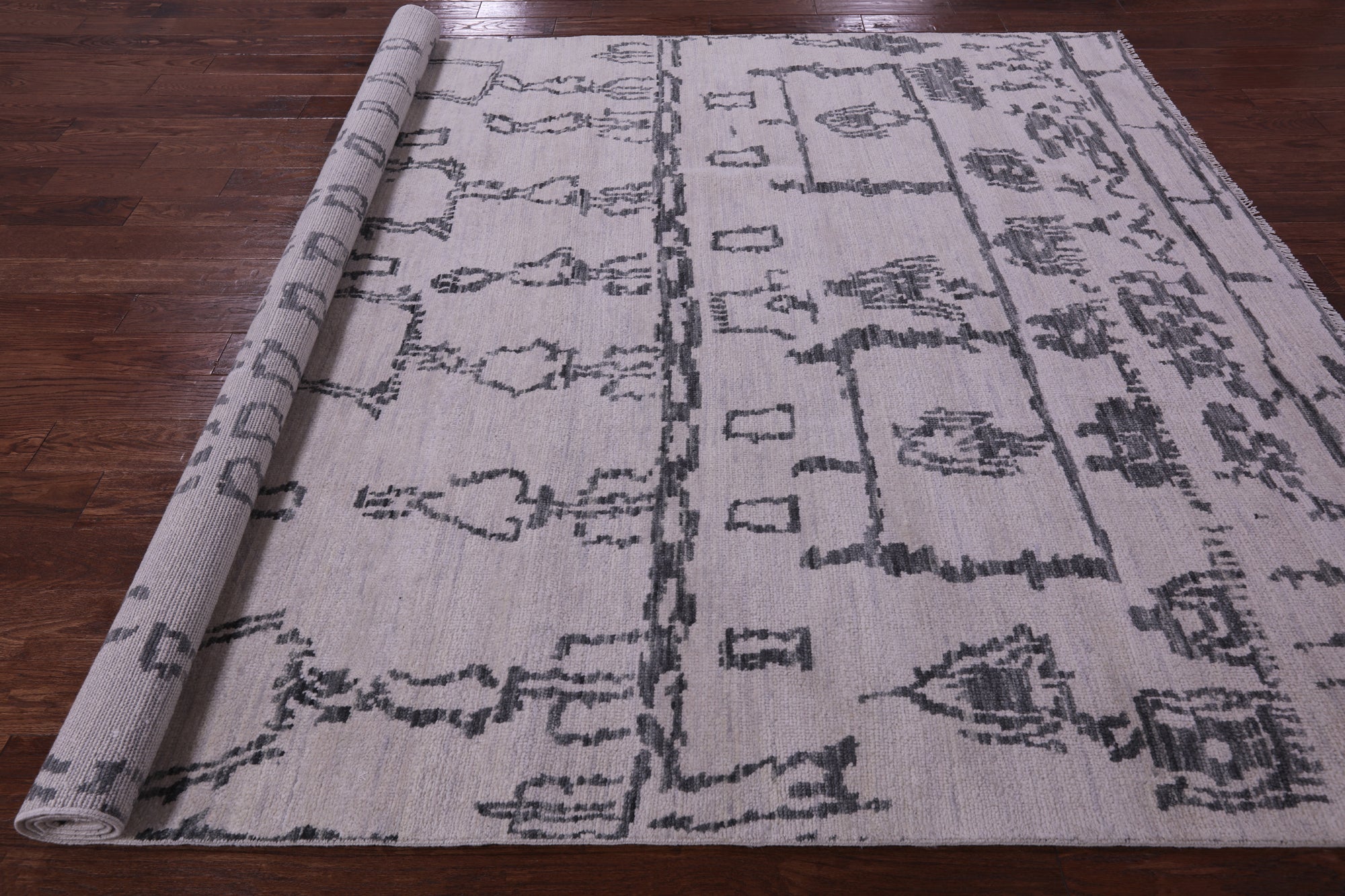 Ivory Tribal Moroccan Hand Knotted Wool Rug - 7' 11" X 10' 0" - Golden Nile