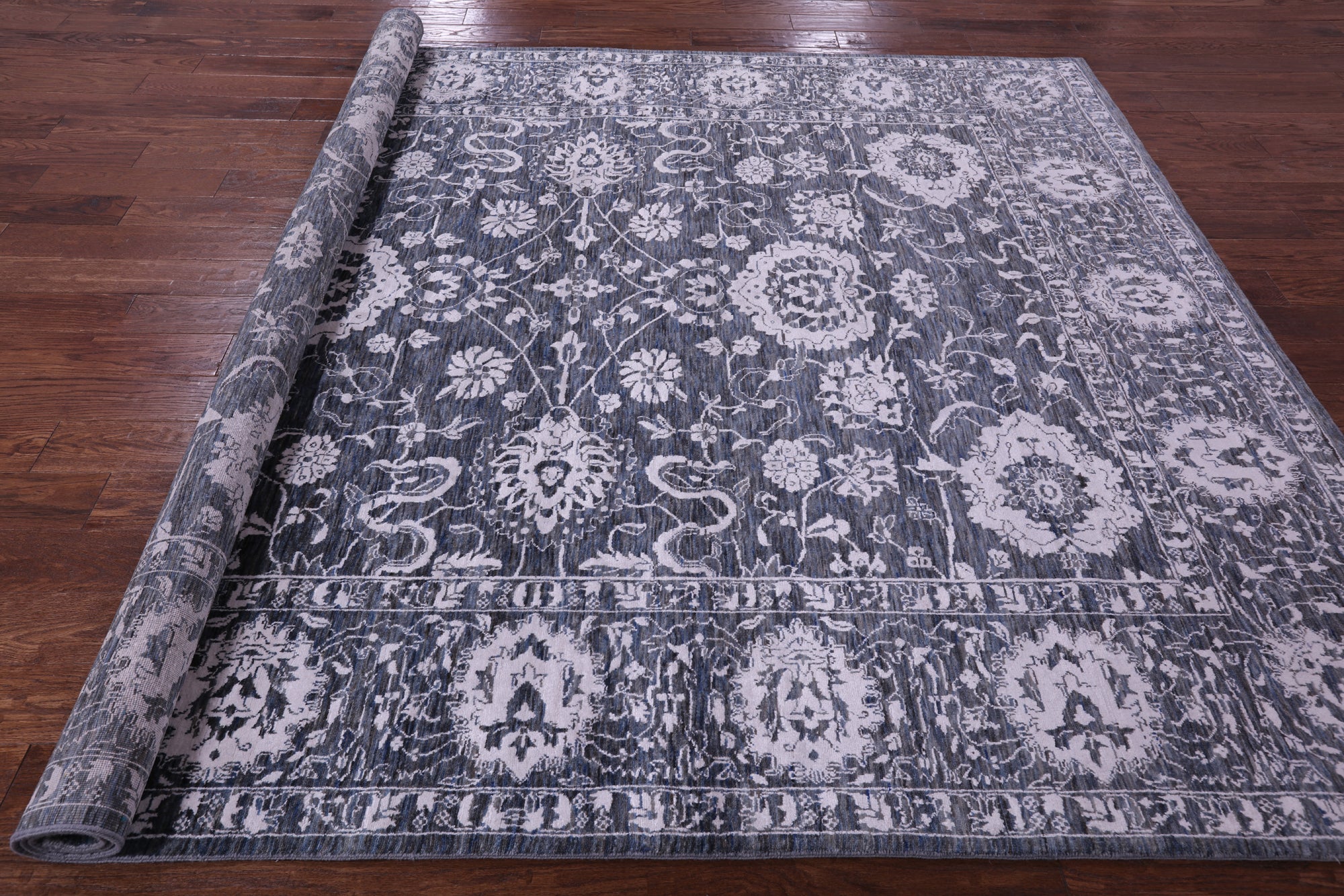 Grey Persian Tabriz Hand Knotted Wool & Silk Rug - 7' 11" X 10' 0" - Golden Nile