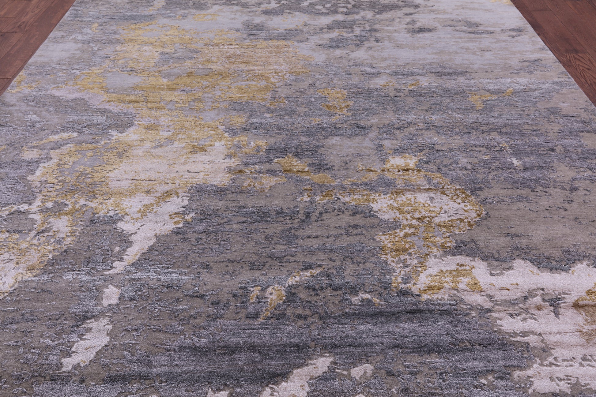 Abstract Contemporary Hand Knotted Wool & Silk Rug - 8' 11" X 11' 11" - Golden Nile