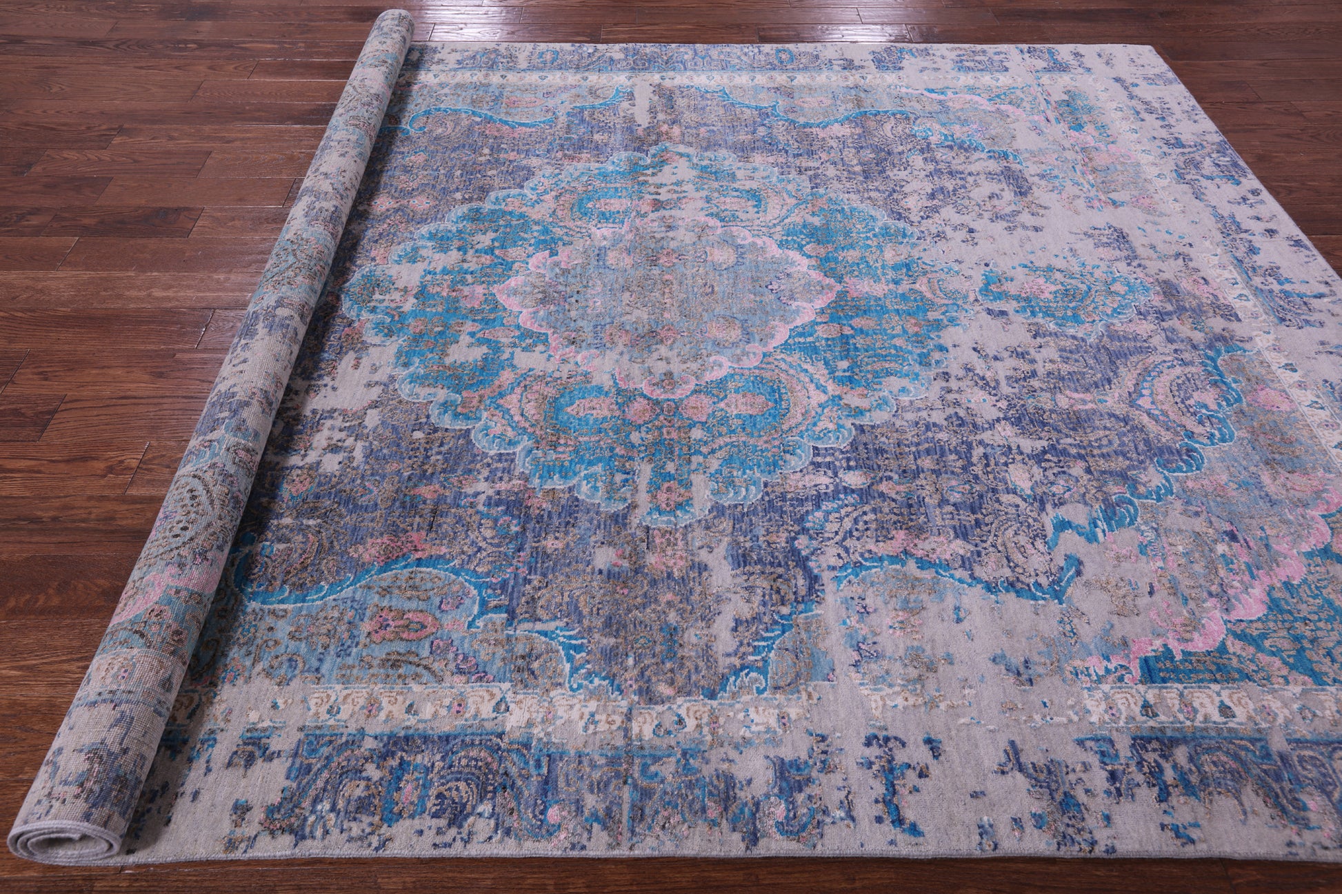 Persian Tabriz Hand Knotted Wool & Silk Rug - 7' 10" X 9' 11" - Golden Nile