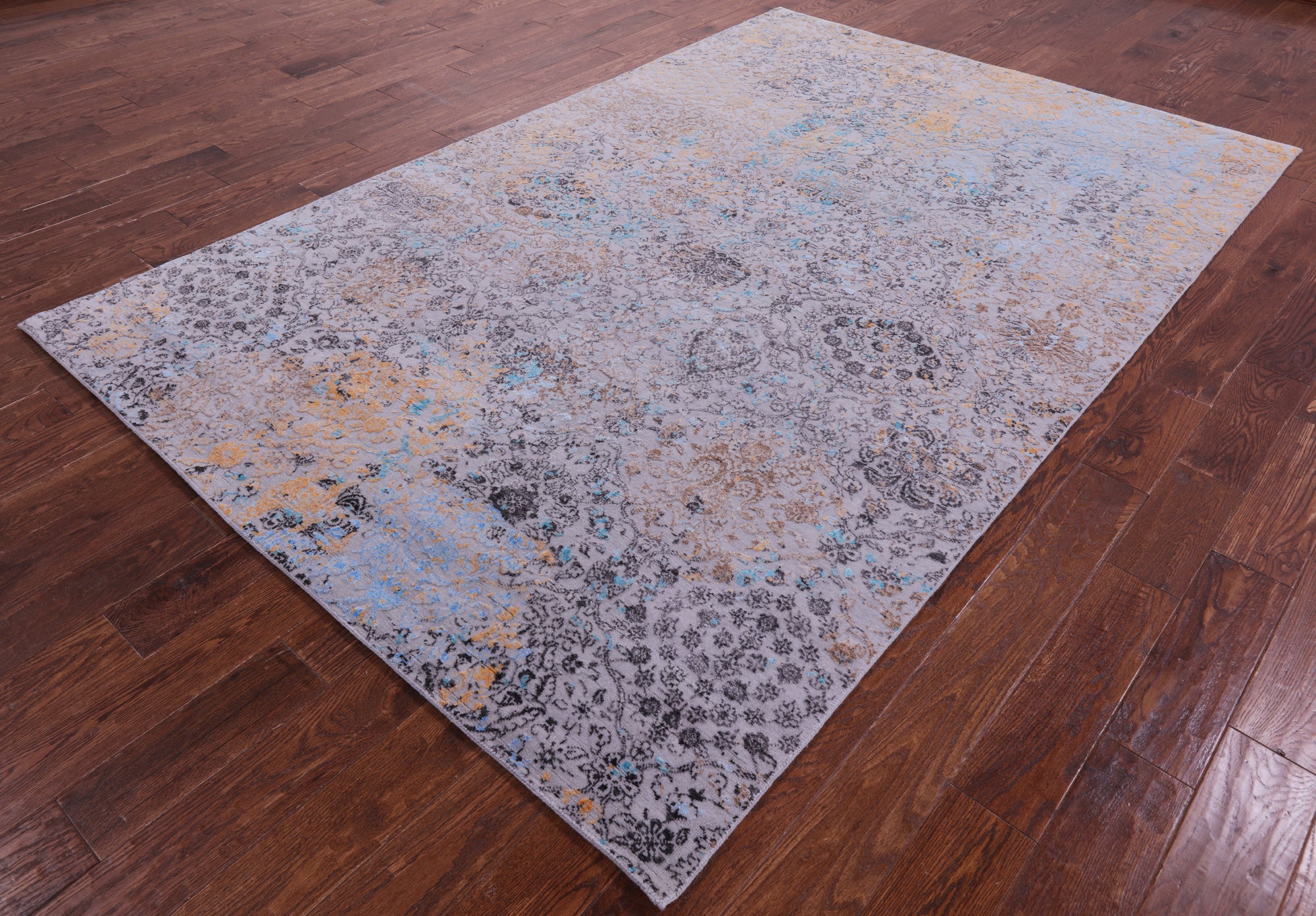 Grey Persian Tabriz Hand Knotted Wool & Silk Rug - 6' 1" X 9' 4" - Golden Nile