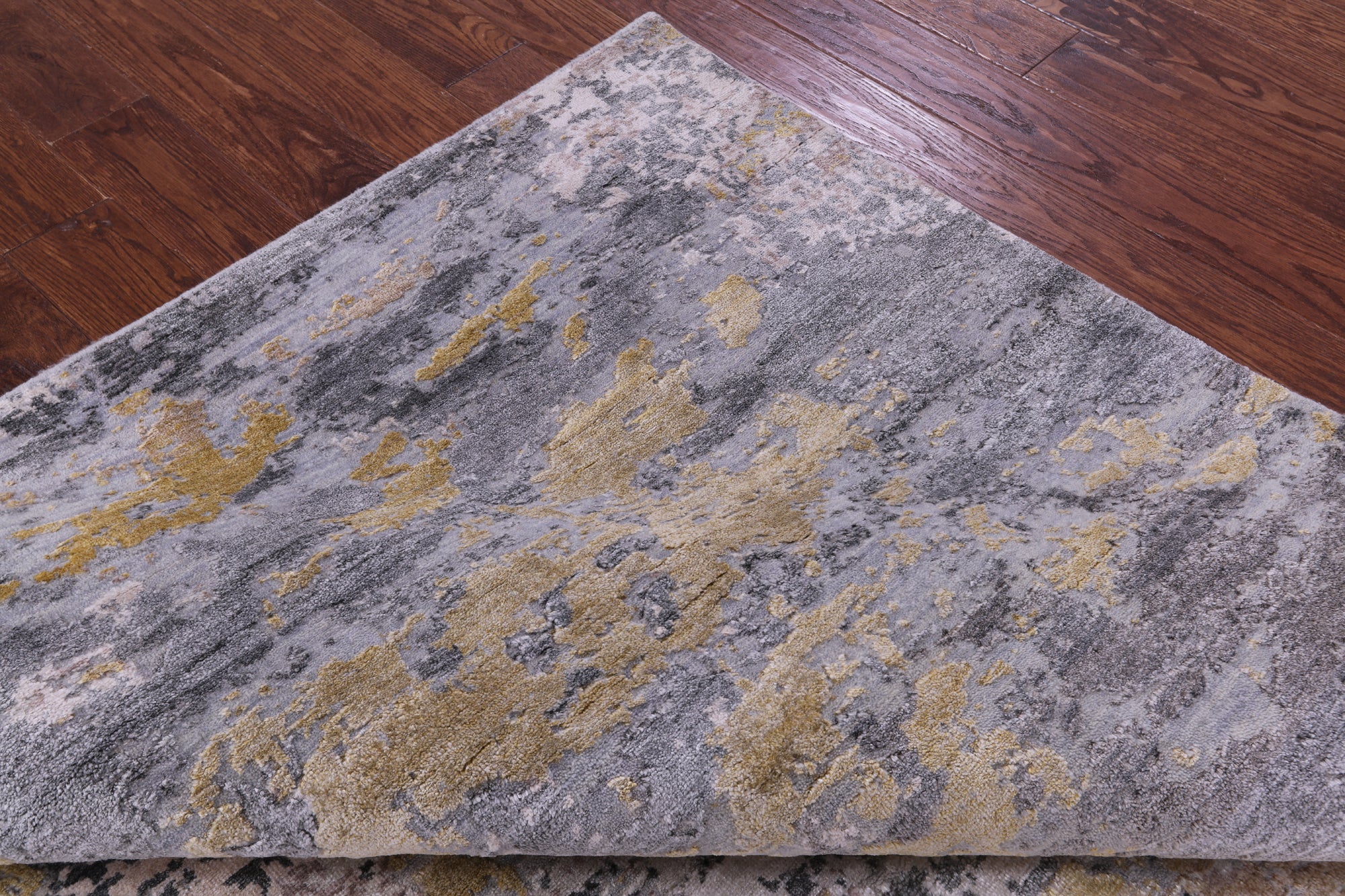 Abstract Contemporary Hand Knotted Wool & Silk Rug - 5' 11" X 9' 0" - Golden Nile