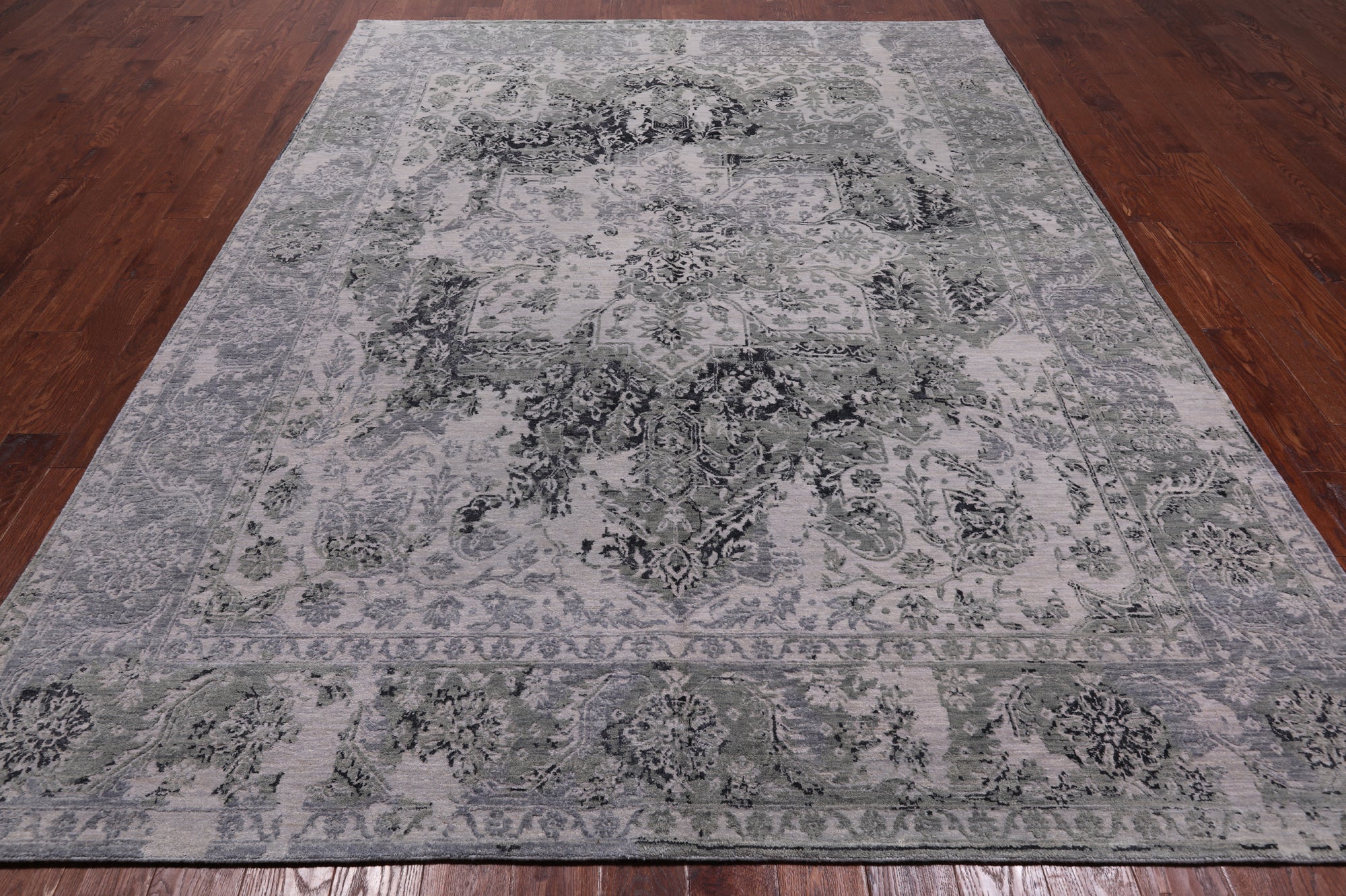 Grey Persian Fine Serapi Hand Knotted Wool & Silk Rug - 7' 11" X 10' 2"