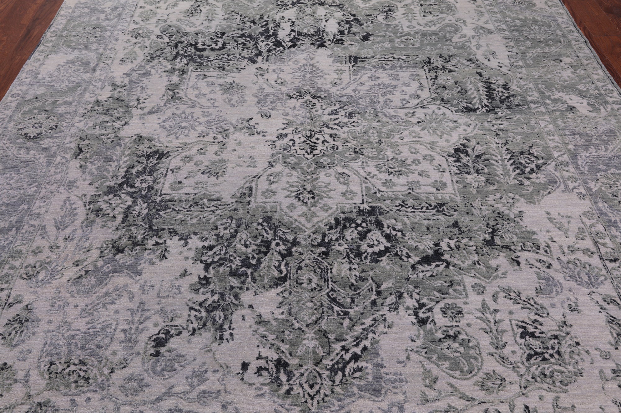 Grey Persian Fine Serapi Hand Knotted Wool & Silk Rug - 7' 11" X 10' 2"