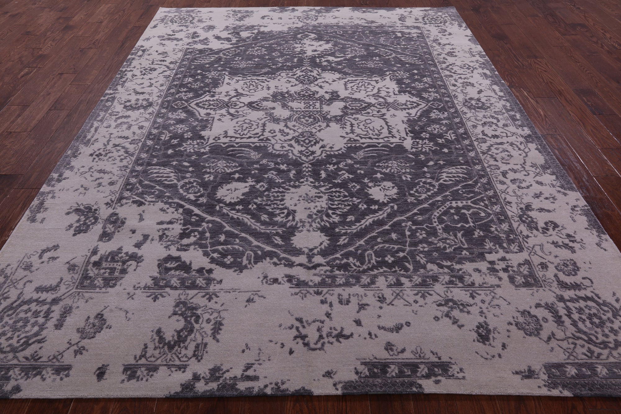 Grey Persian Fine Serapi Hand Knotted Wool Rug - 7' 11" X 10' 2" - Golden Nile