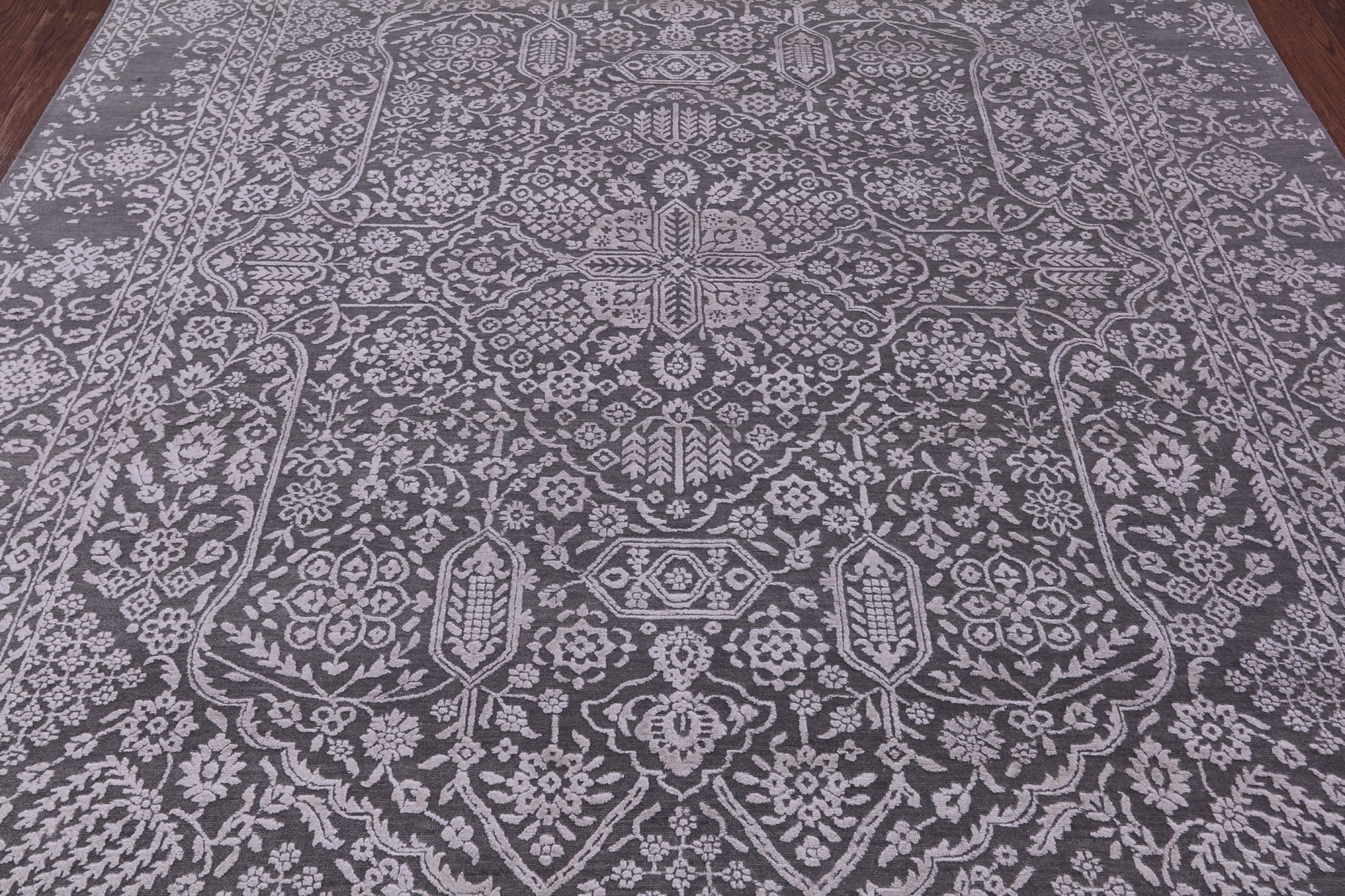Grey Persian Tabriz Handmade Wool & Silk Rug - 7' 11" X 9' 11" - Golden Nile