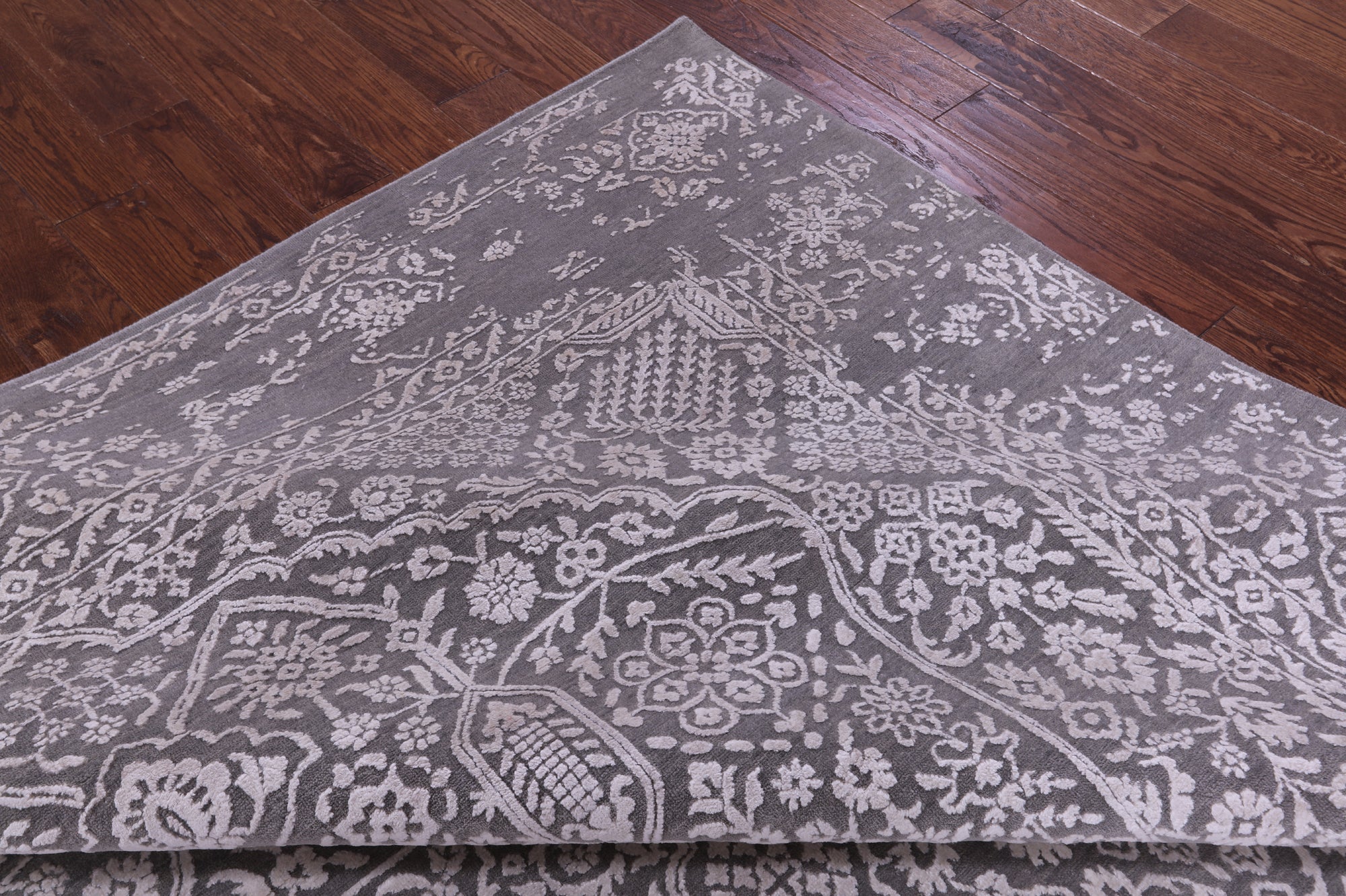 Grey Persian Tabriz Handmade Wool & Silk Rug - 7' 11" X 9' 11" - Golden Nile