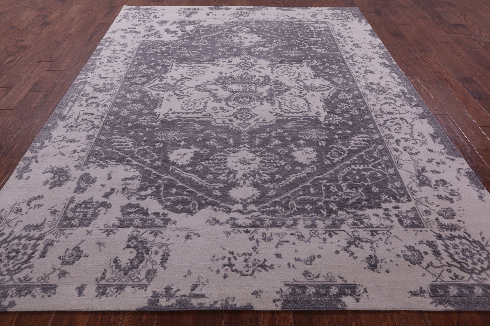 Grey Persian Fine Serapi Hand Knotted Wool Rug - 7' 11" X 10' 1" - Golden Nile