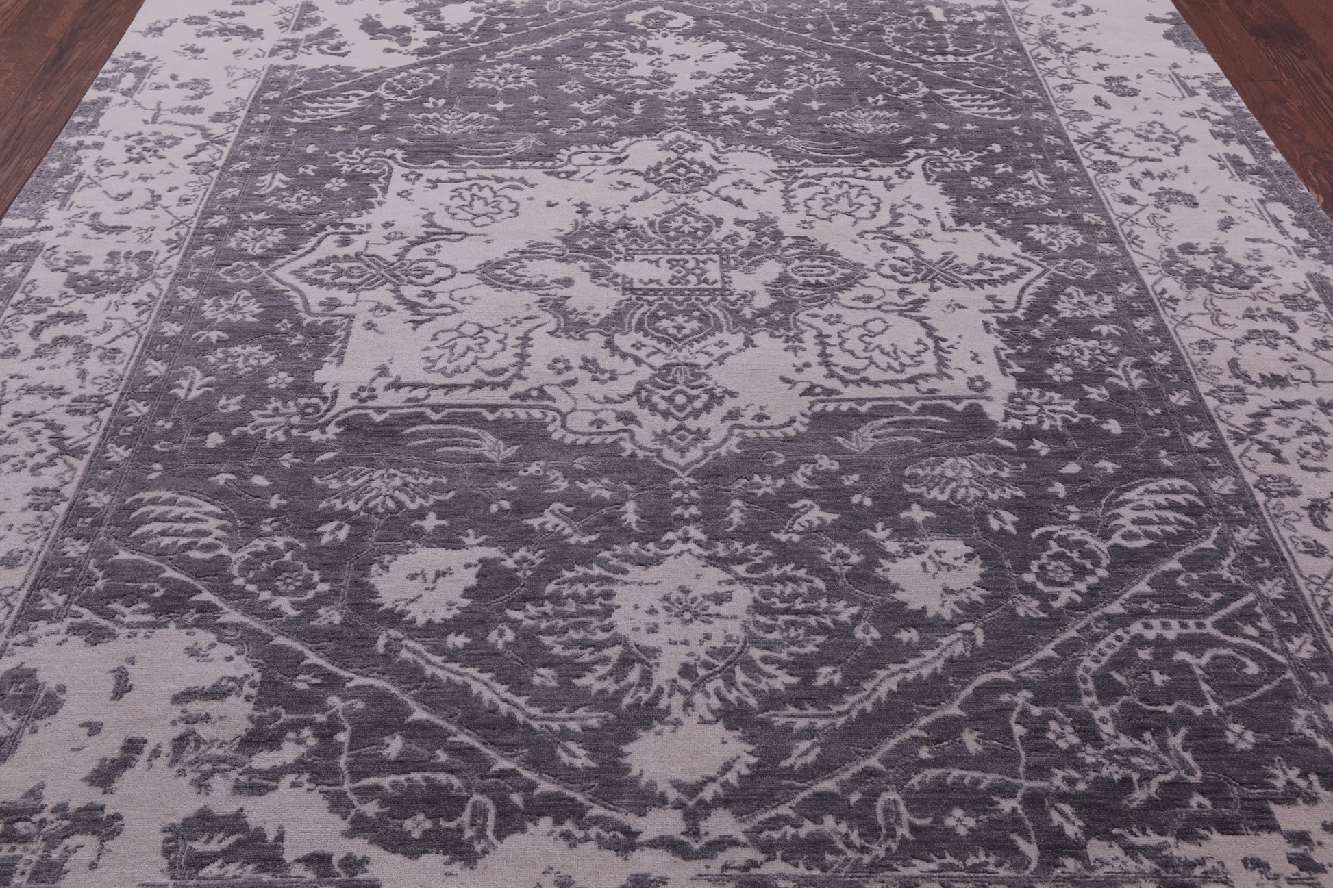 Grey Persian Fine Serapi Hand Knotted Wool Rug - 7' 11" X 10' 1" - Golden Nile