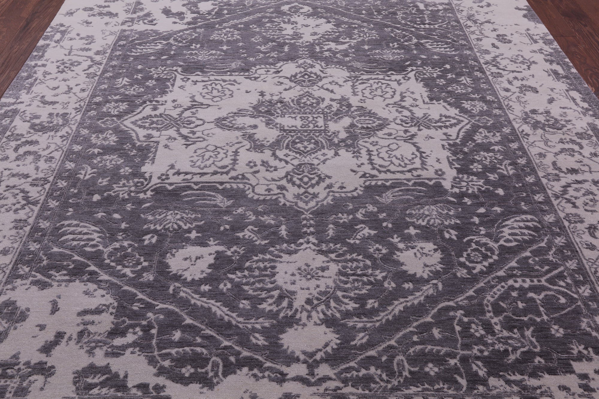 Grey Persian Fine Serapi Hand Knotted Wool Rug - 7' 11" X 10' 1" - Golden Nile