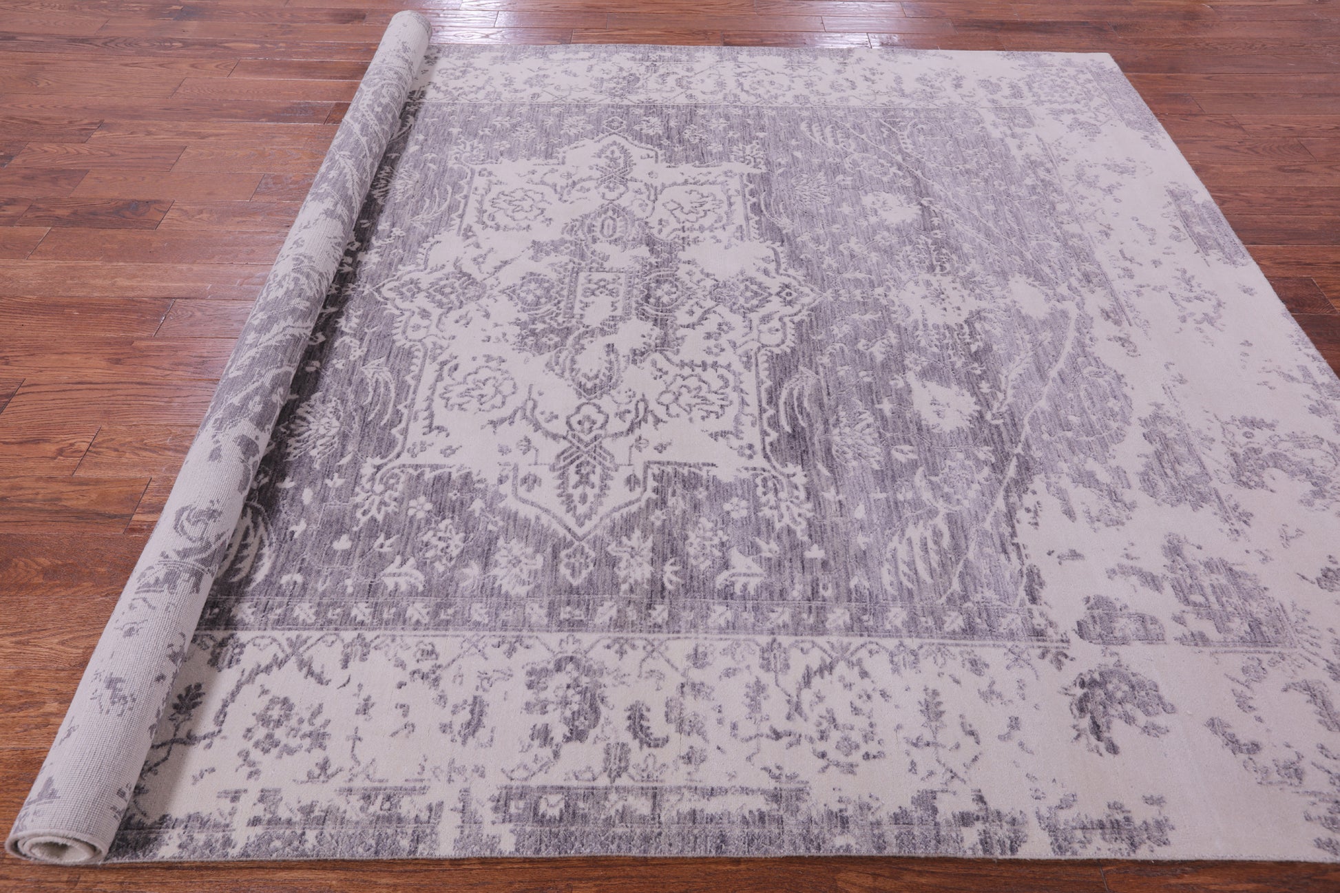 Grey Persian Fine Serapi Hand Knotted Wool Rug - 8' 0" X 10' 1" - Golden Nile