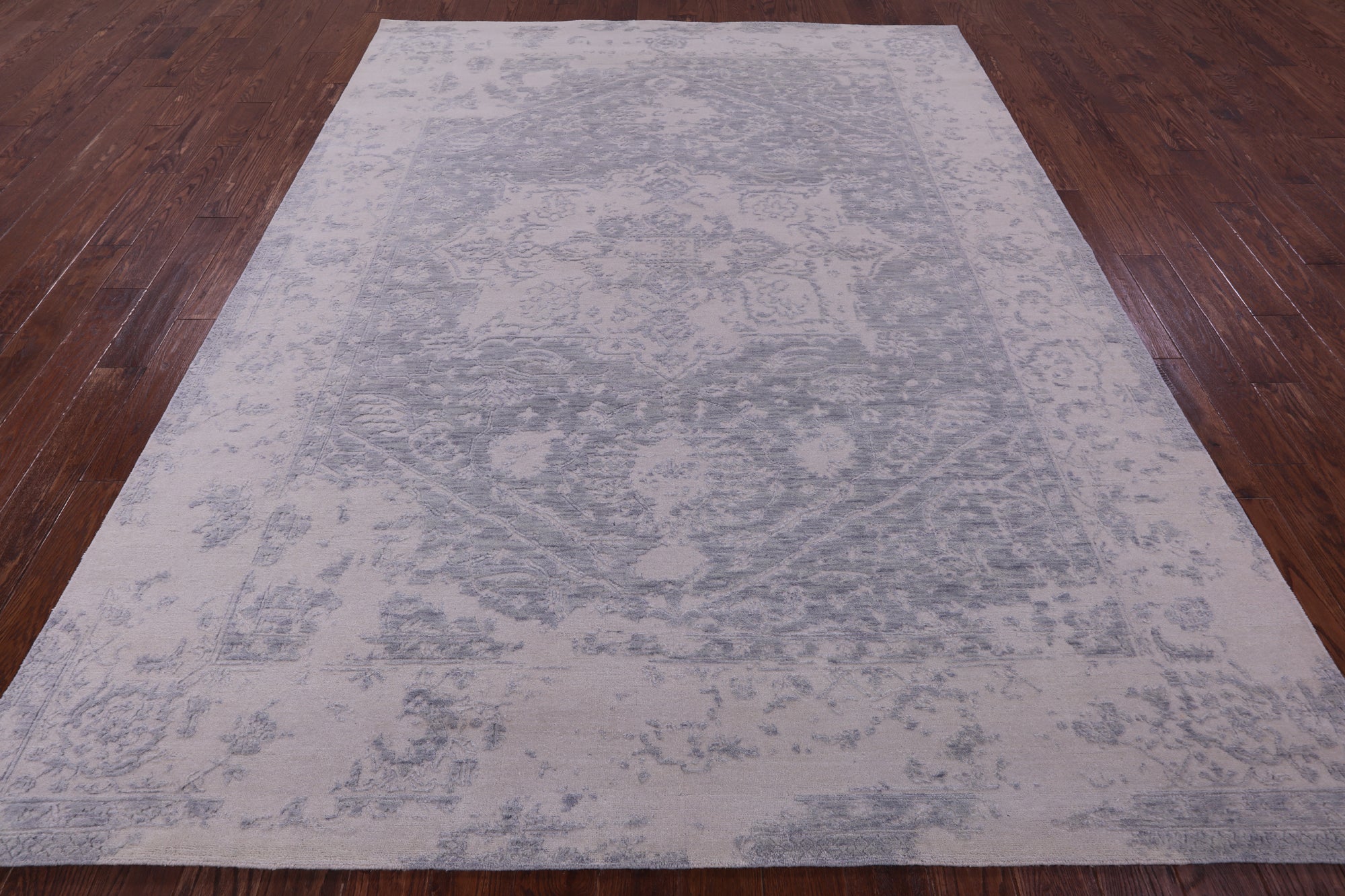 Silver Persian Fine Serapi Hand Knotted Wool Rug - 7' 9" X 10' 0" - Golden Nile