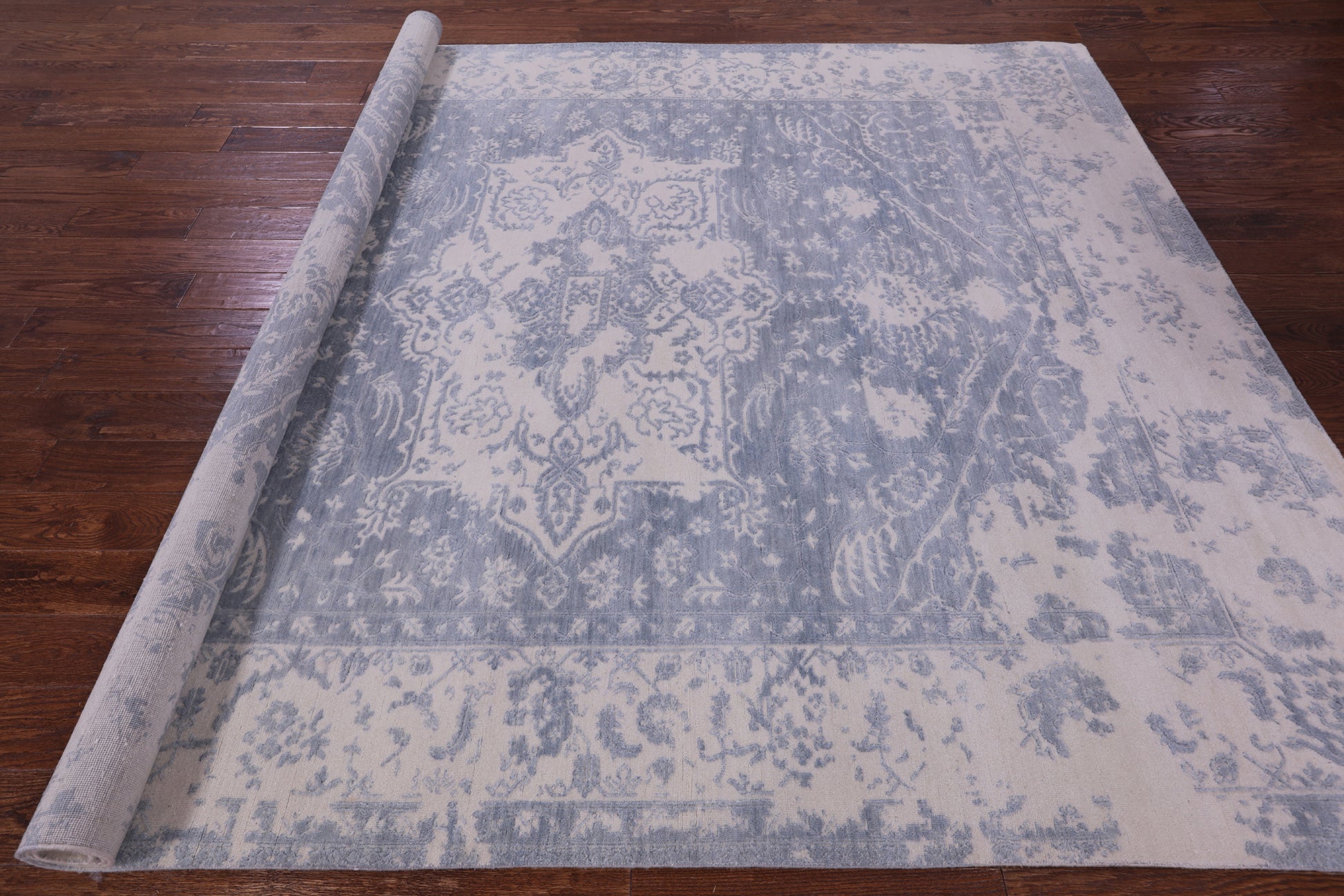 Grey Persian Fine Serapi Handmade Wool Rug - 7' 10" X 9' 11" - Golden Nile